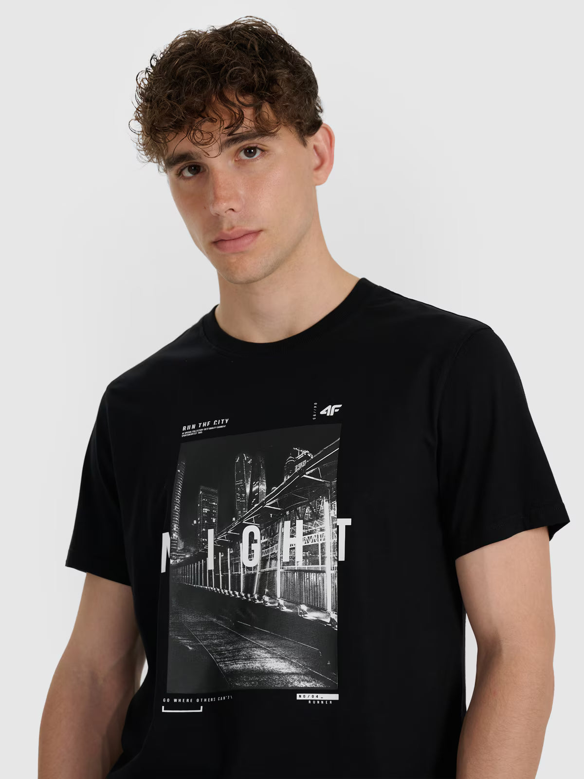 T-shirt regular z nadrukiem męski