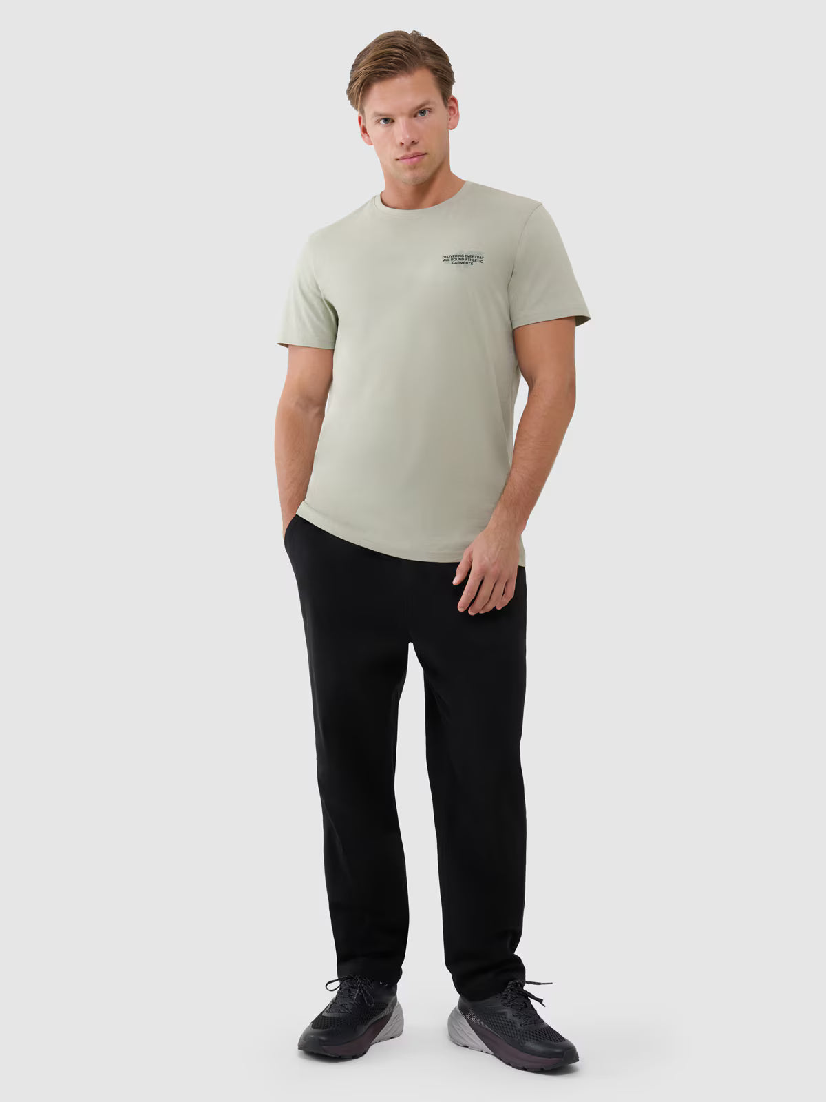T-shirt regular z nadrukiem męski