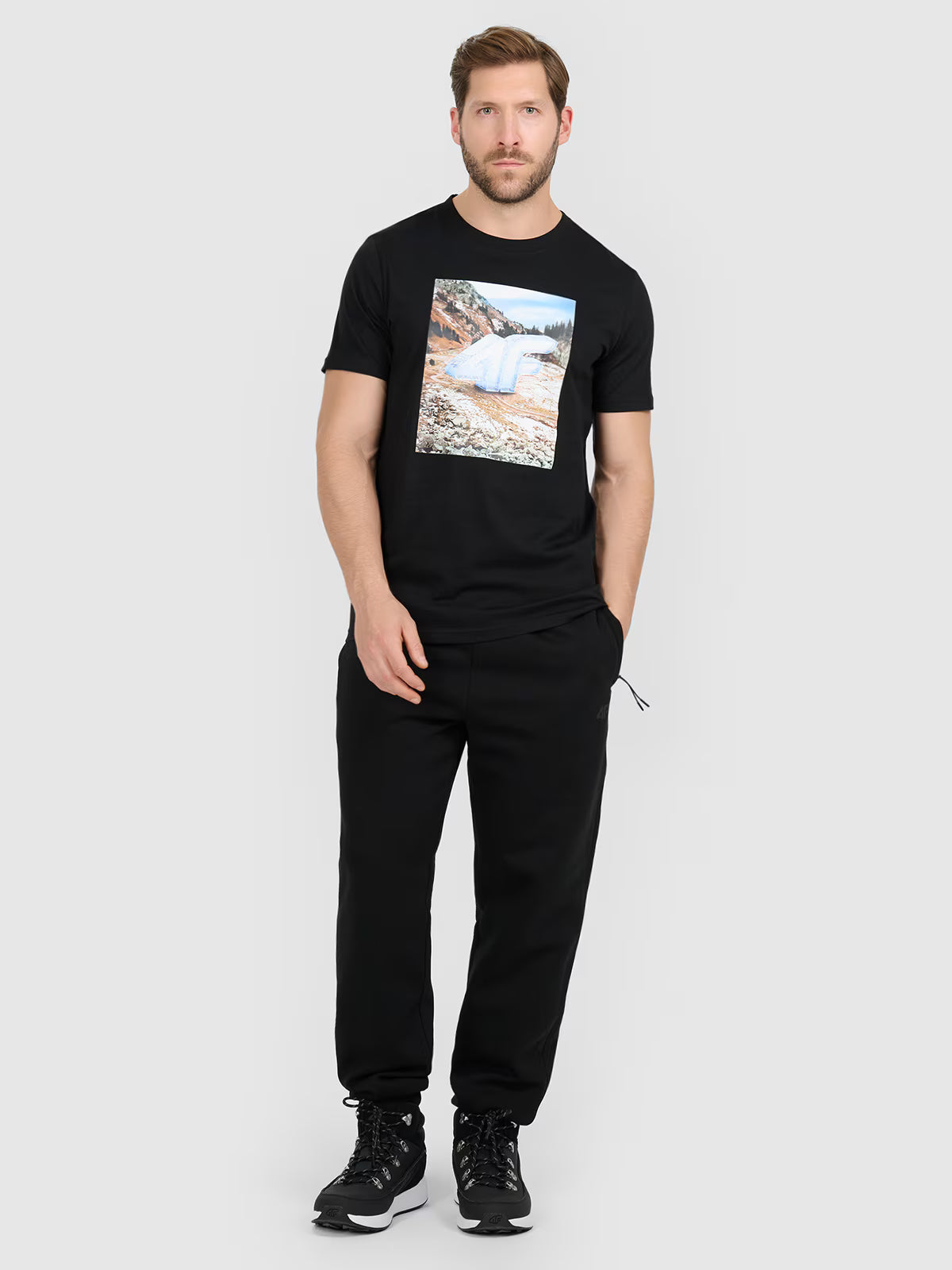 T-shirt regular z nadrukiem męski