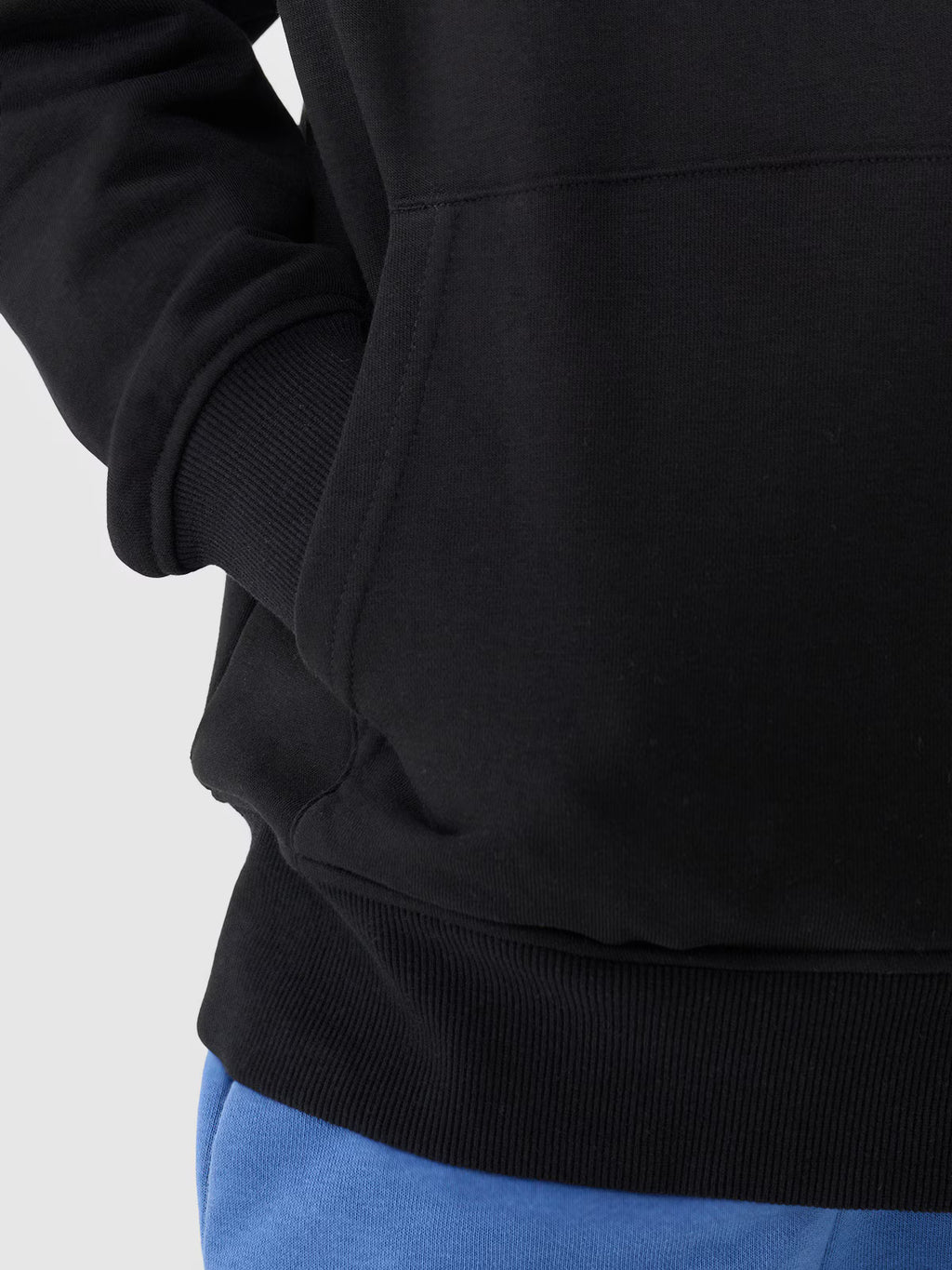 Bluza dresowa nierozpinana z kapturem chłopięca
