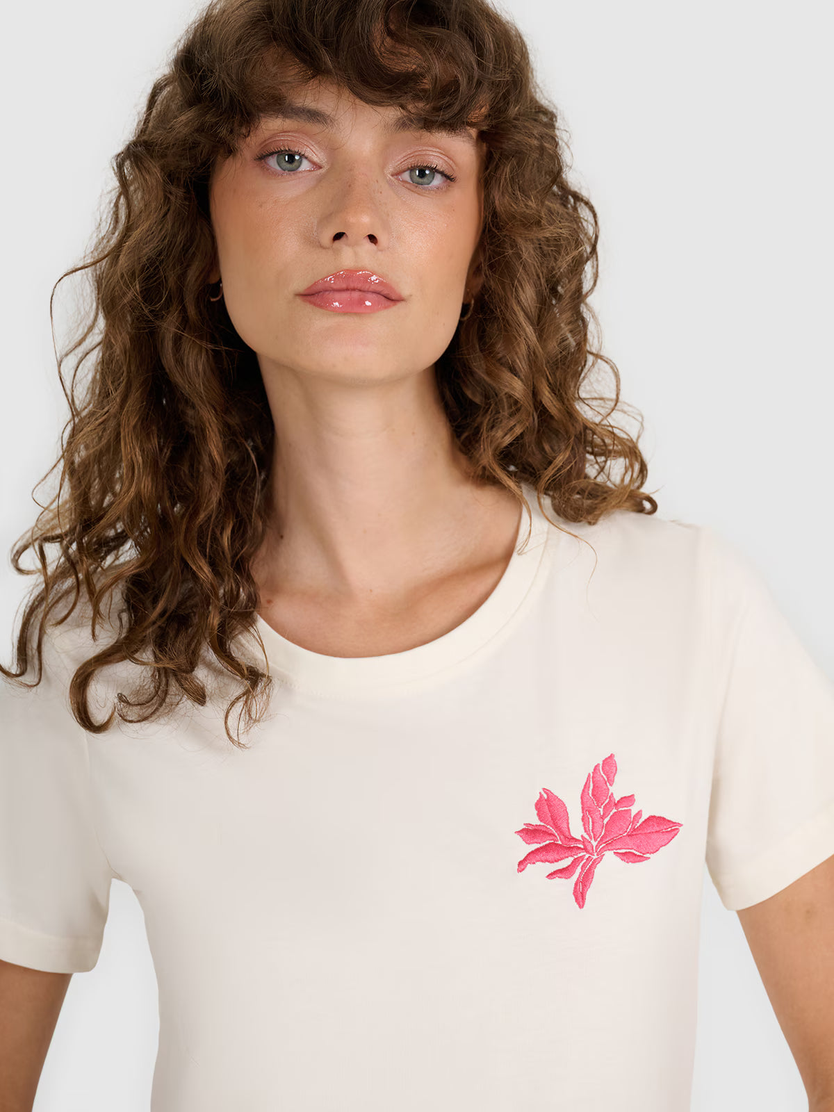 T-shirt regular z nadrukiem damski