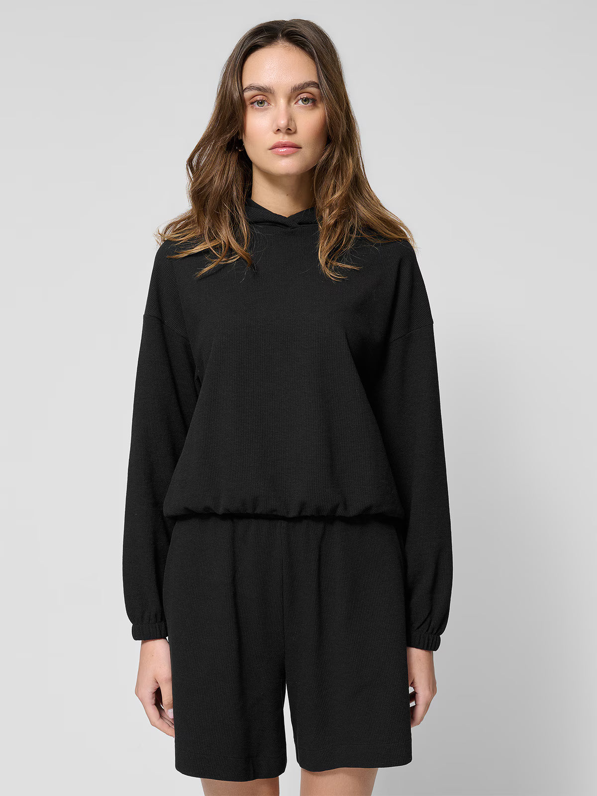 Bluza dresowa nierozpinana z kapturem damska Outhorn