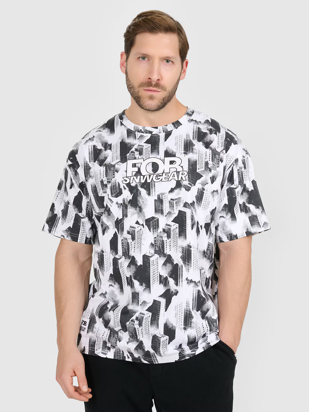 T-shirt oversize z nadrukiem męski