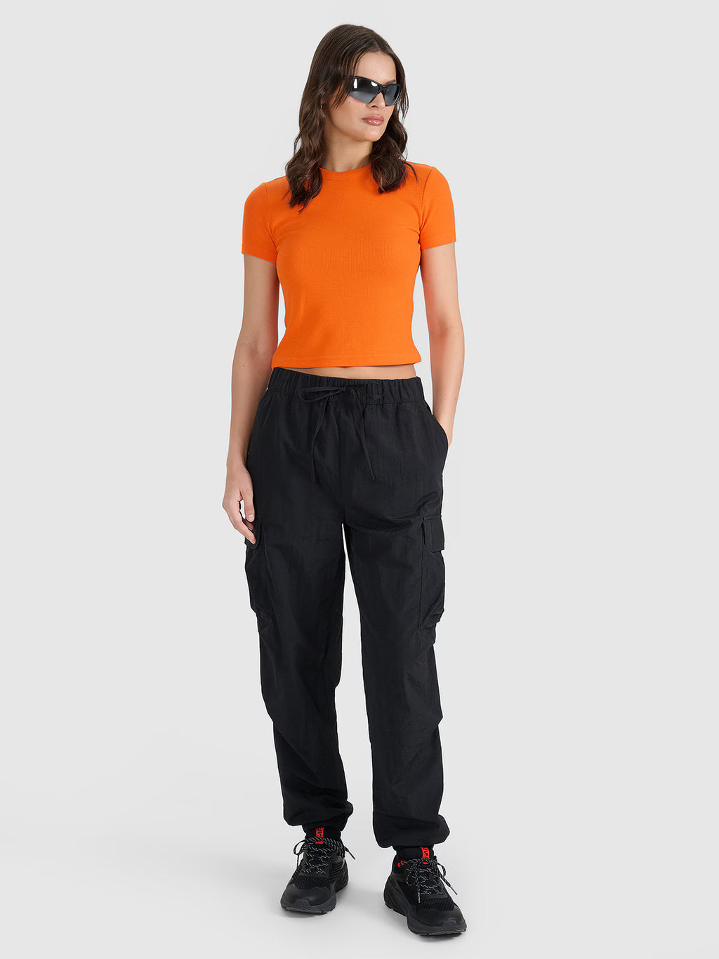 T-shirt slim z waflowej dzianiny damski