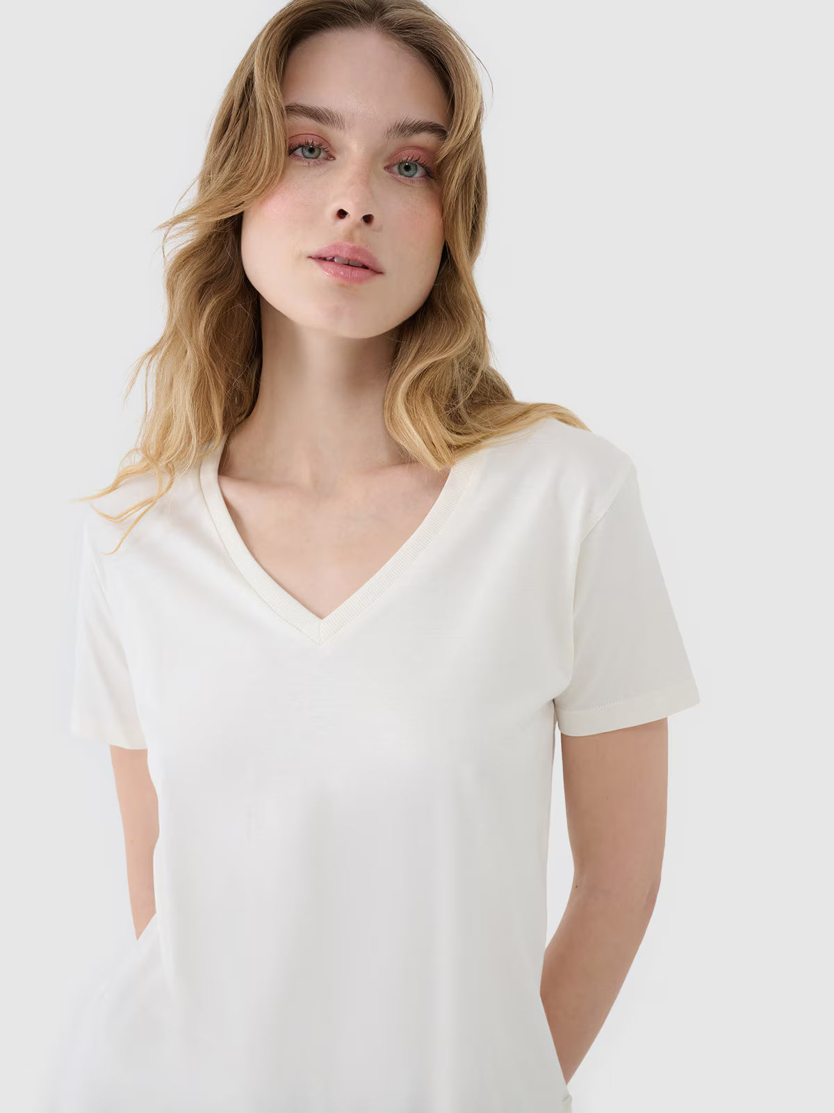 T-shirt oversize z modalem damski