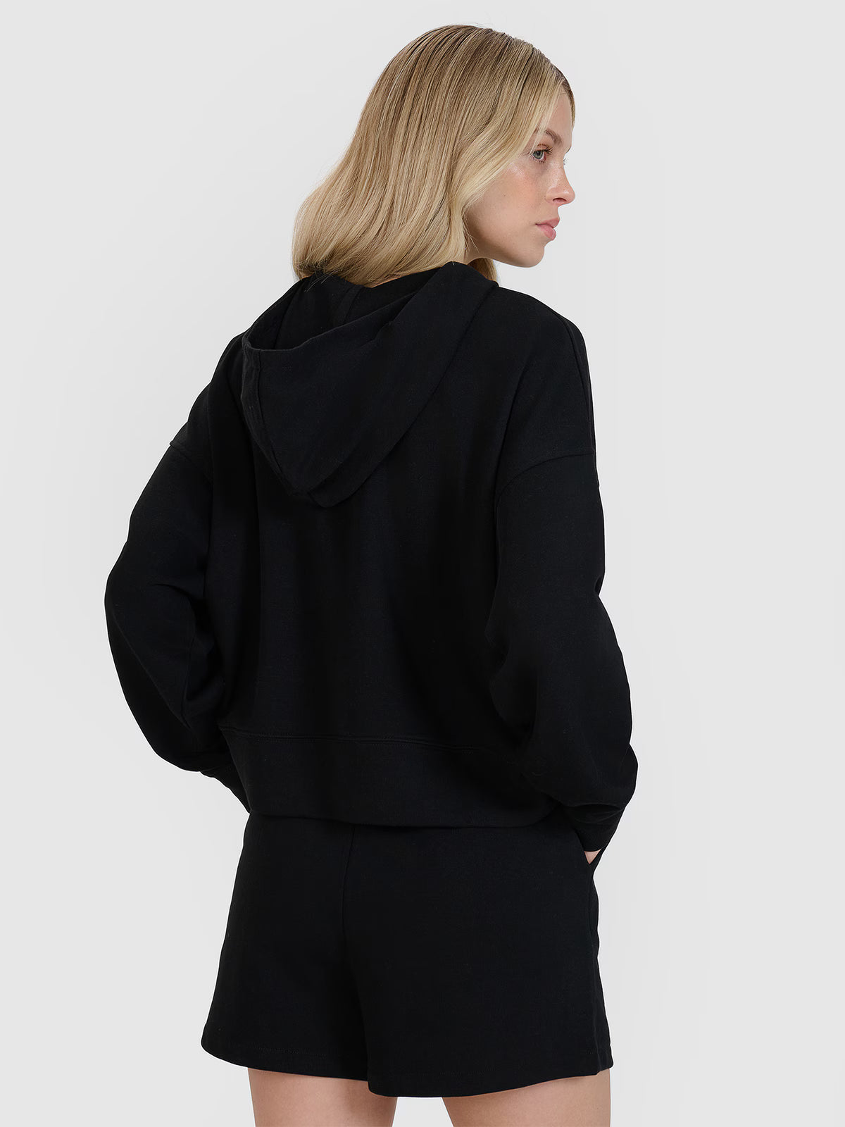 Bluza dresowa nierozpinana z kapturem damska