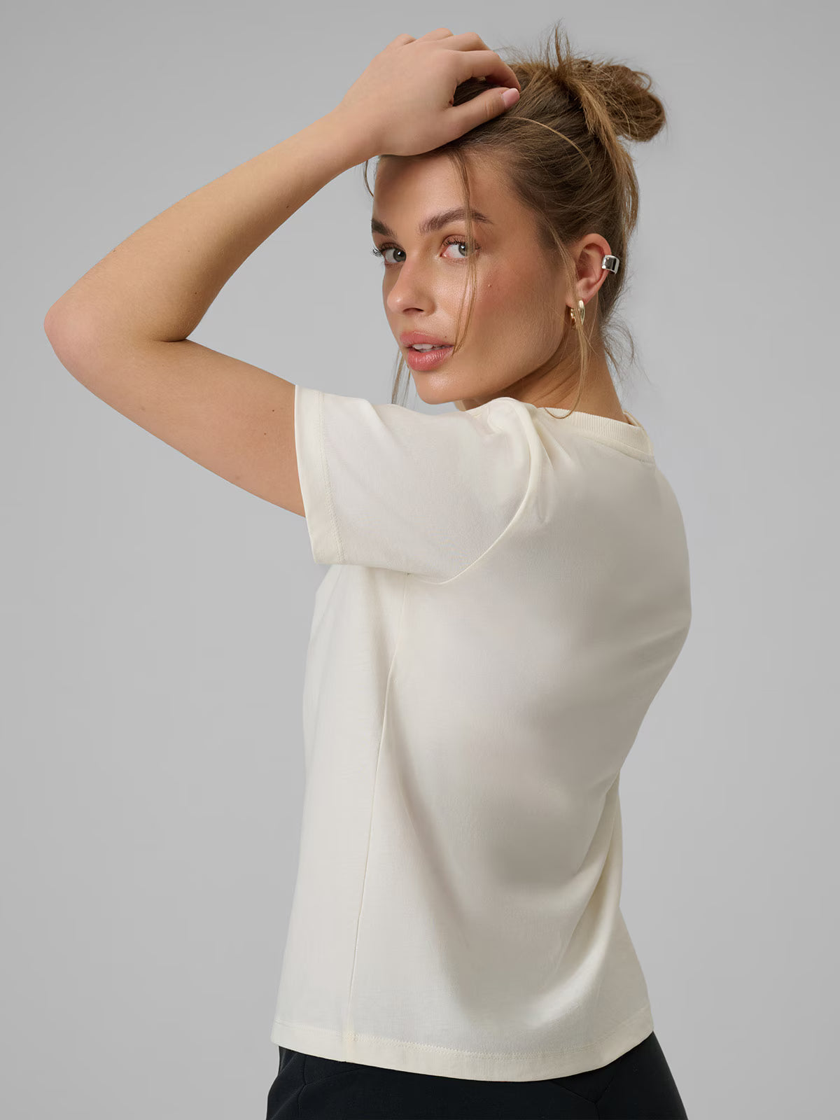 T-shirt loose z nadrukiem damski