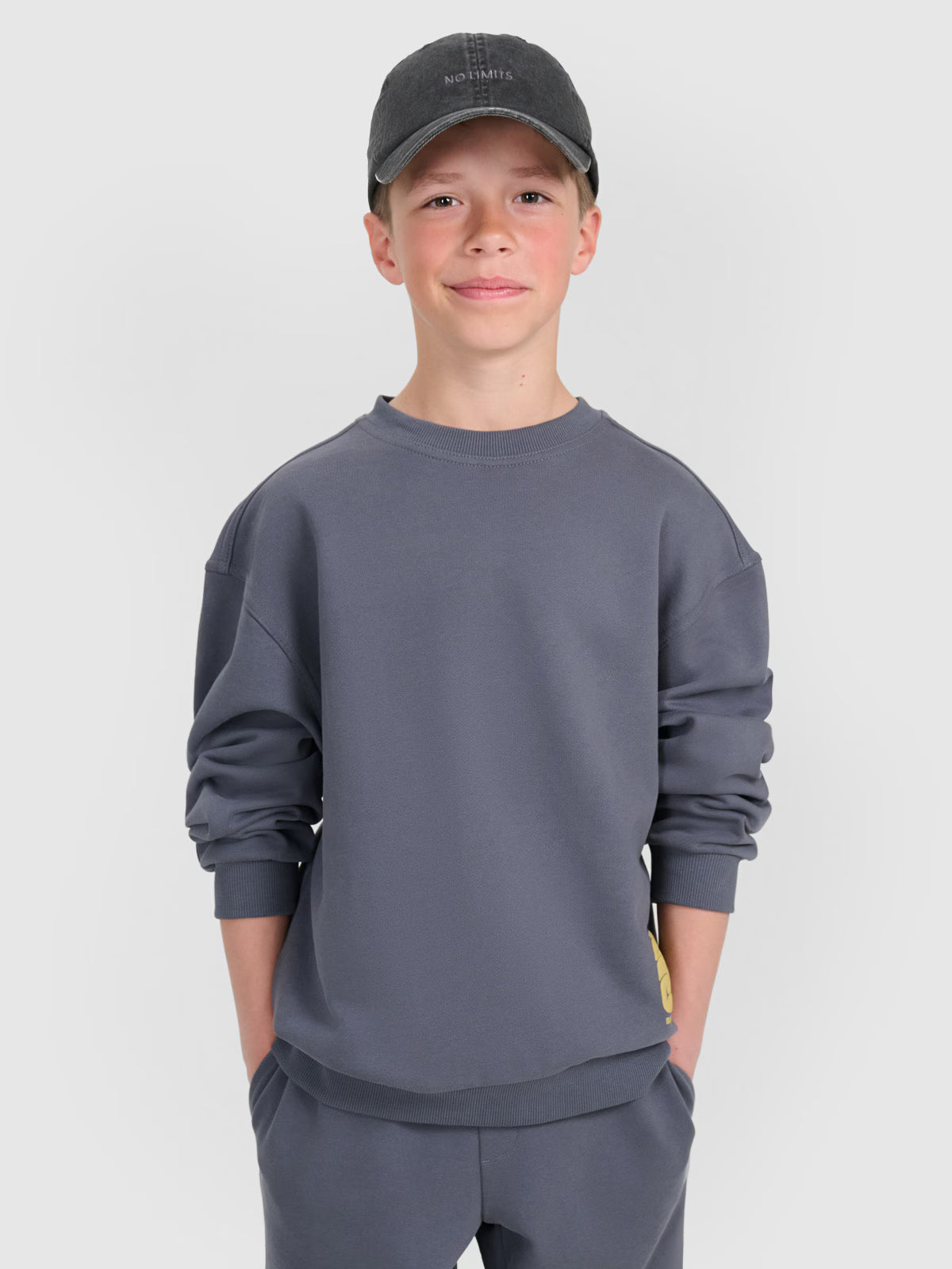 Bluza dresowa oversize nierozpinana bez kaptura chłopięca