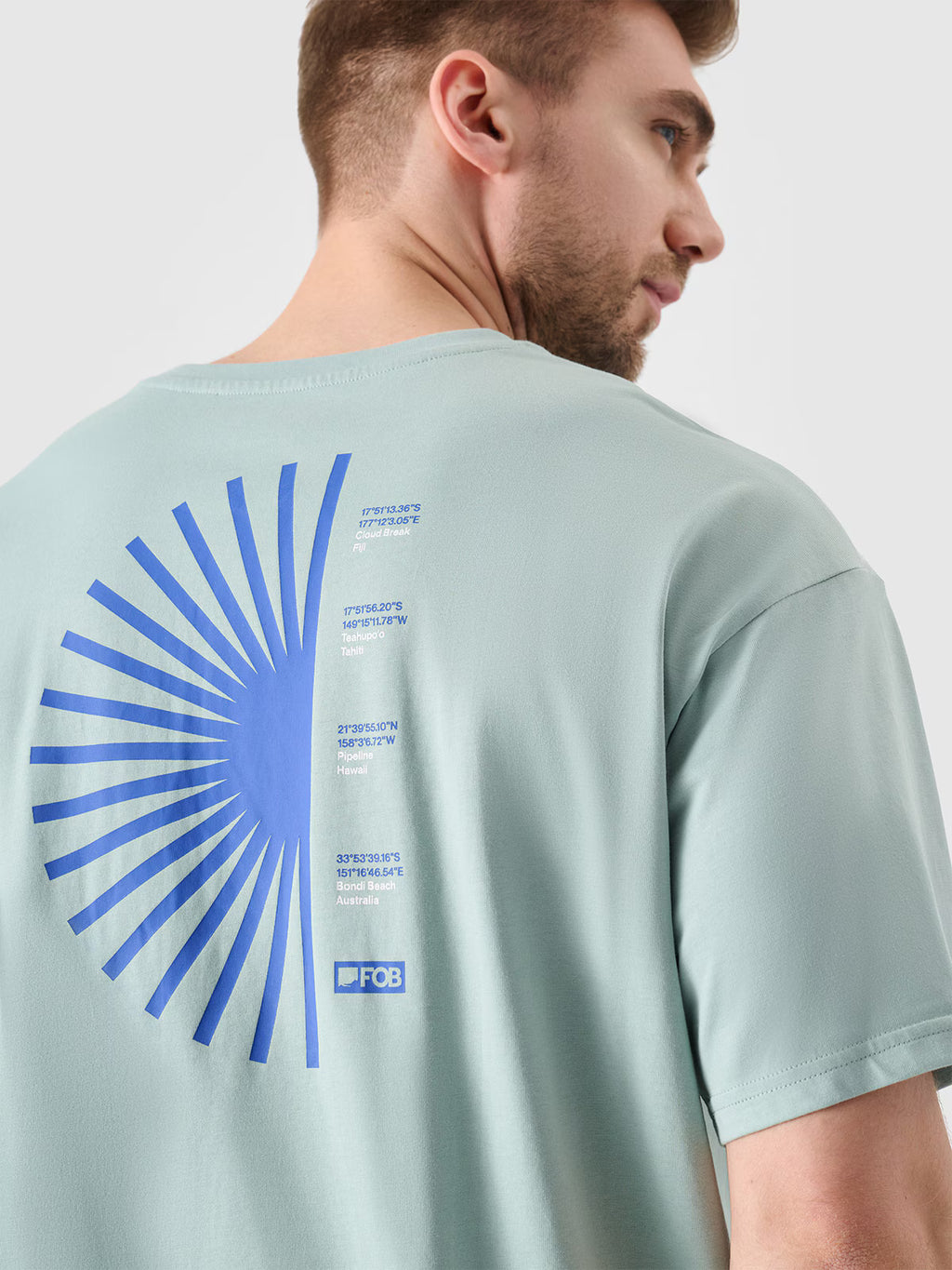 T-shirt oversize z nadrukiem męski