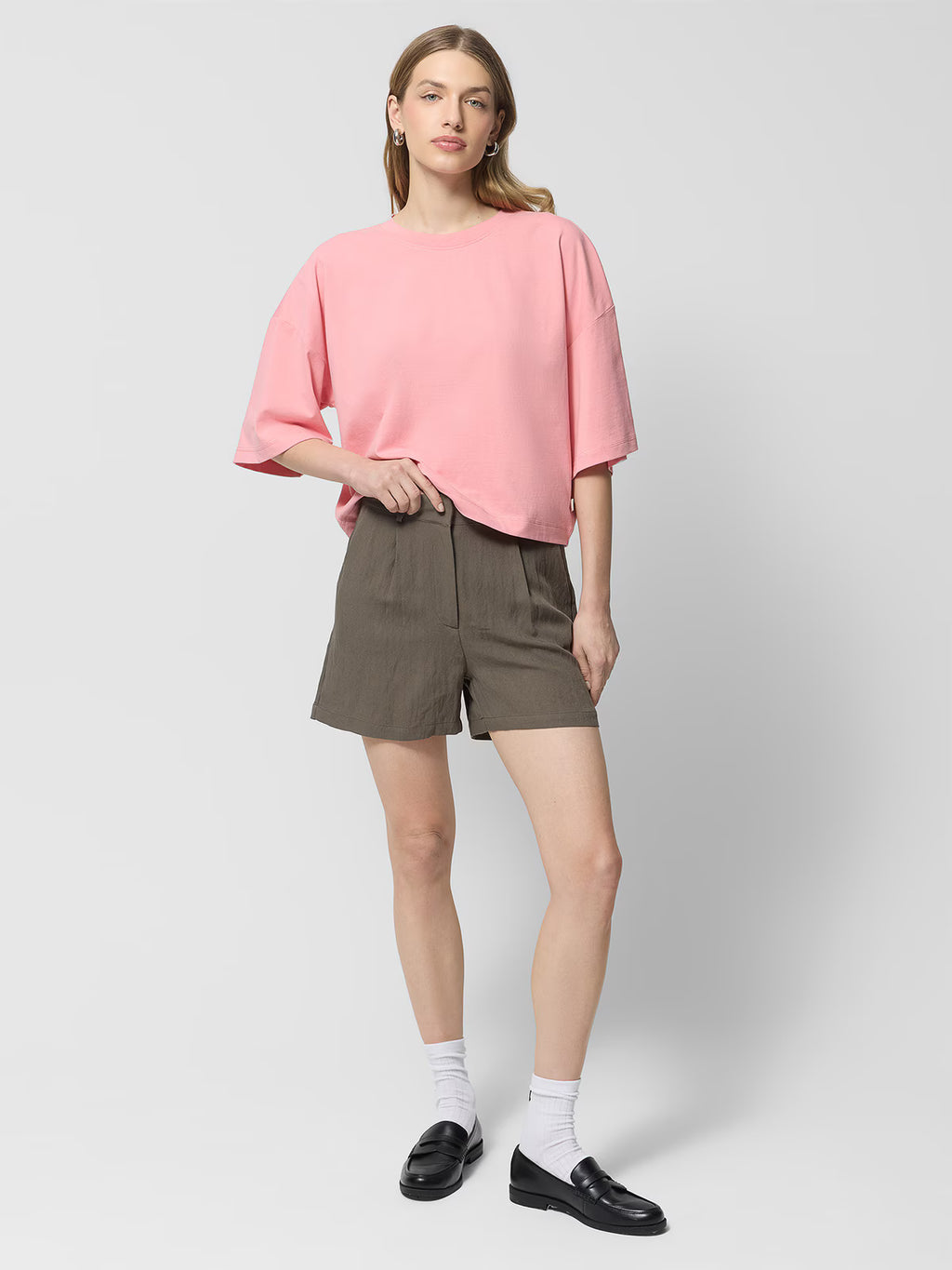 Spodenki casual damskie Outhorn
