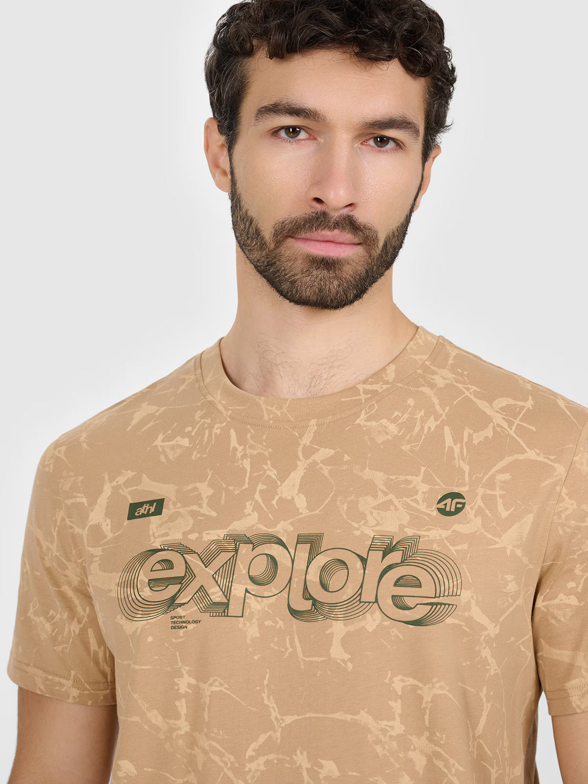 T-shirt regular z nadrukiem męski