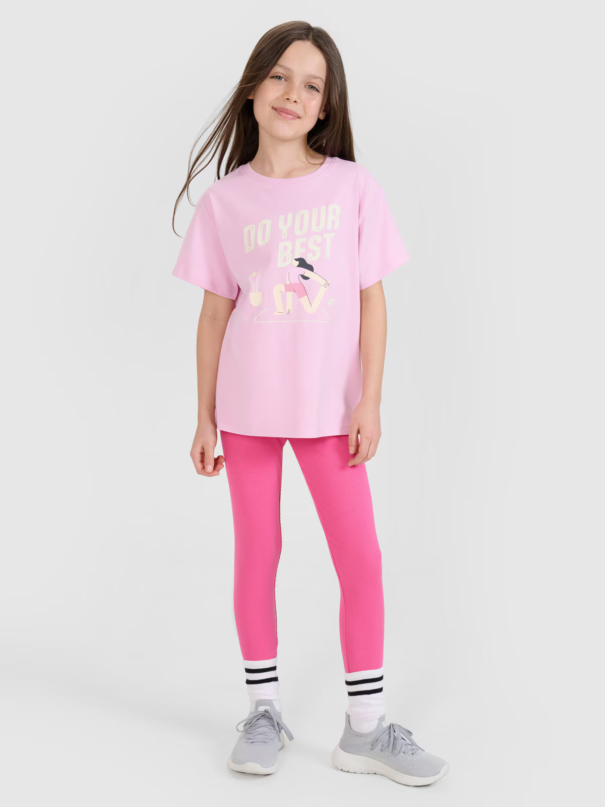 T-shirt regular z nadrukiem dziewczęcy