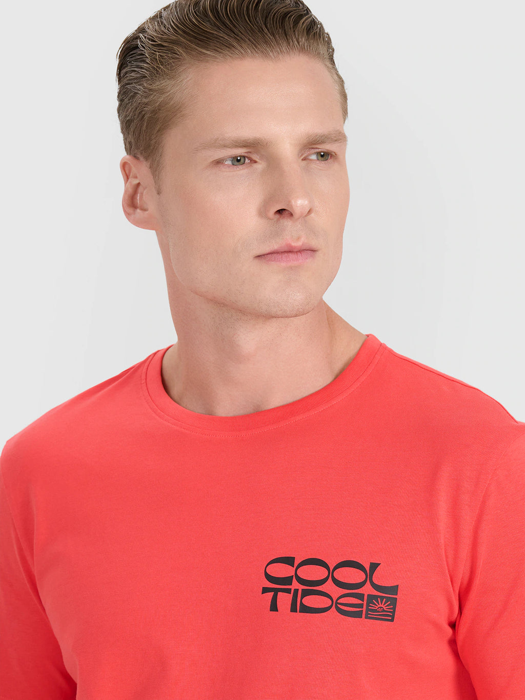 T-shirt regular z nadrukiem męski