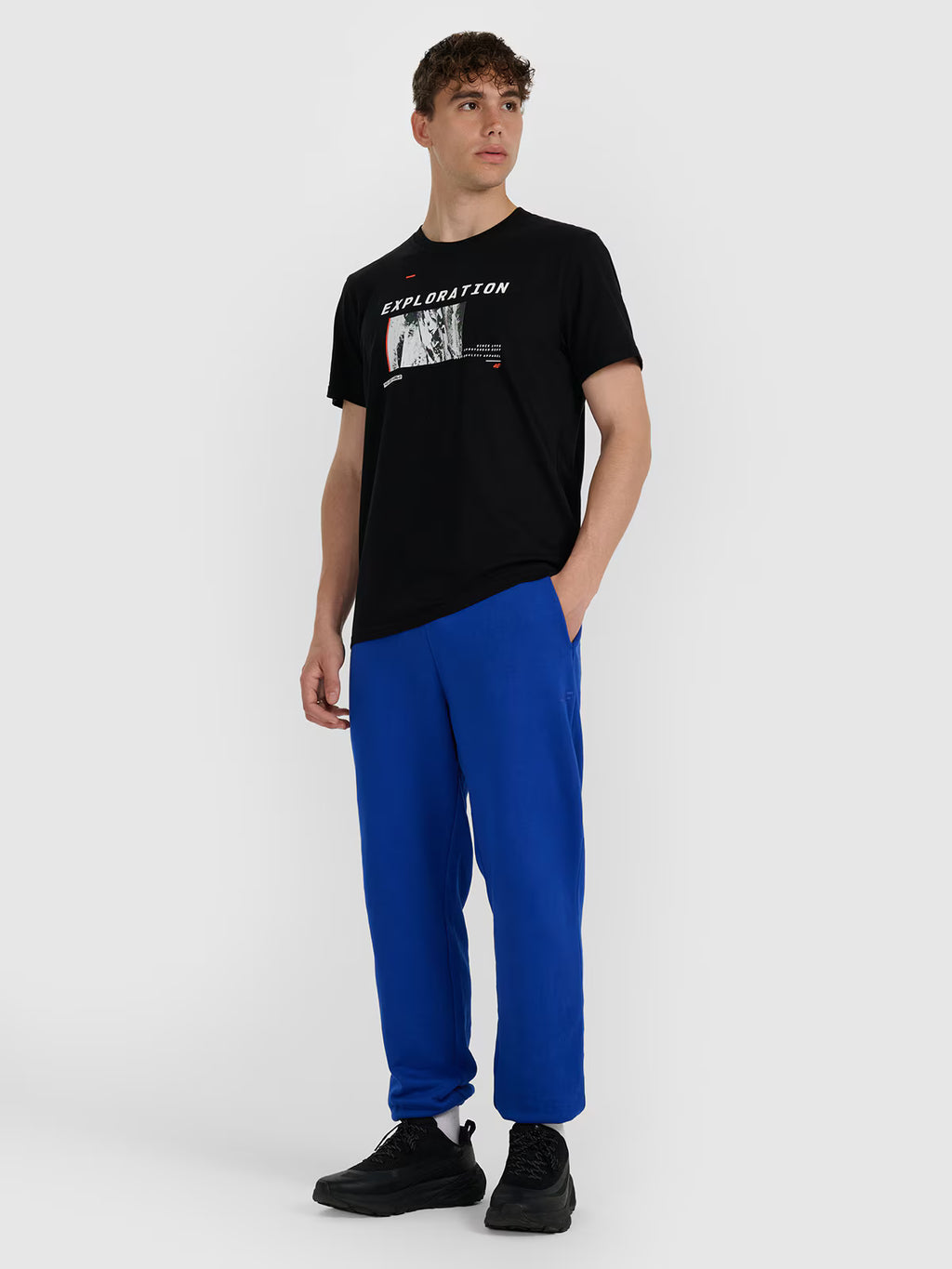 T-shirt regular z nadrukiem męski