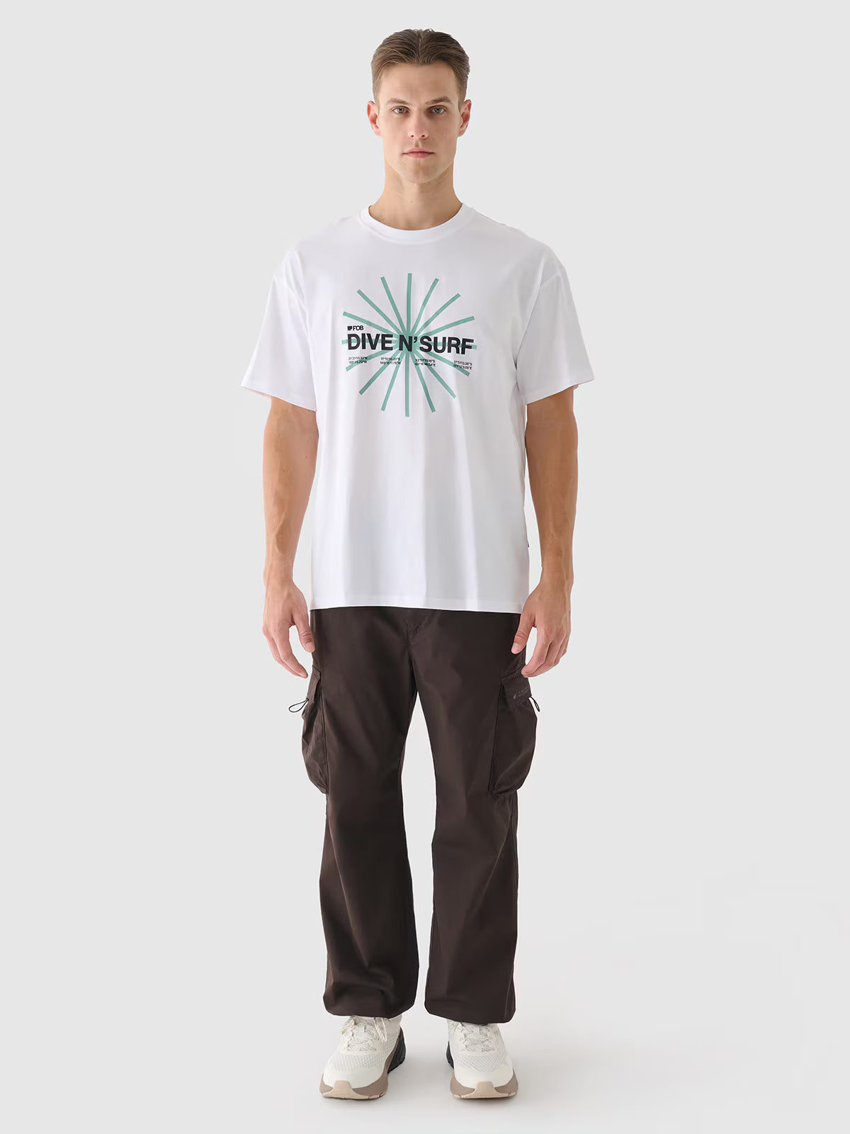 T-shirt regular z nadrukiem męski