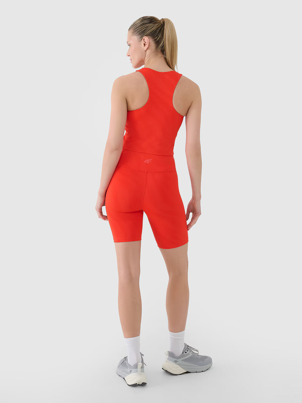 Crop top treningowy szybkoschnący damski