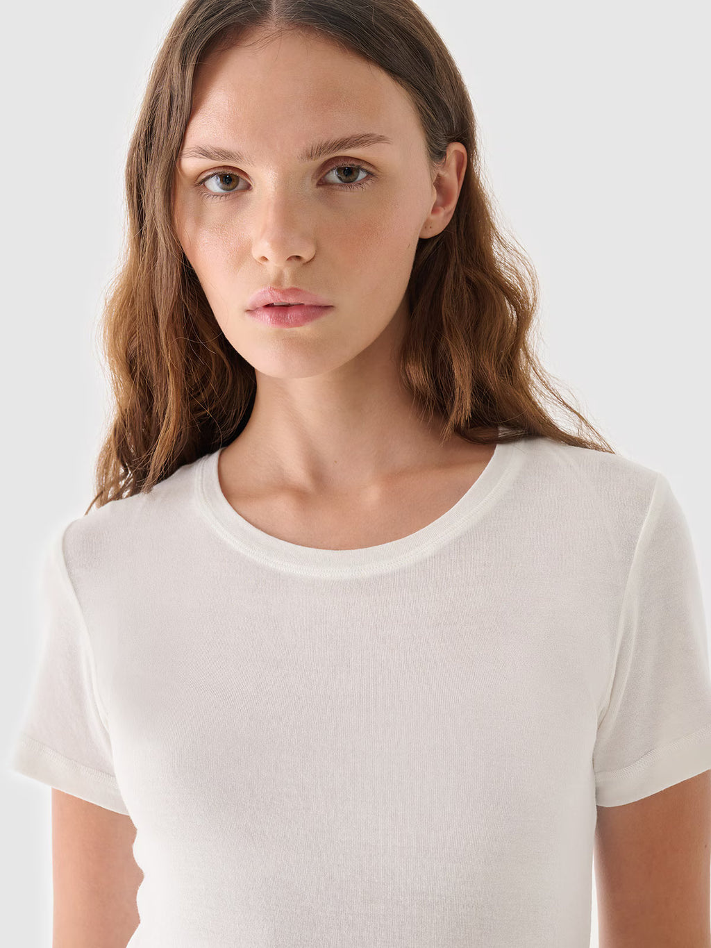 T-shirt z modalu i kaszmiru damski Outhorn