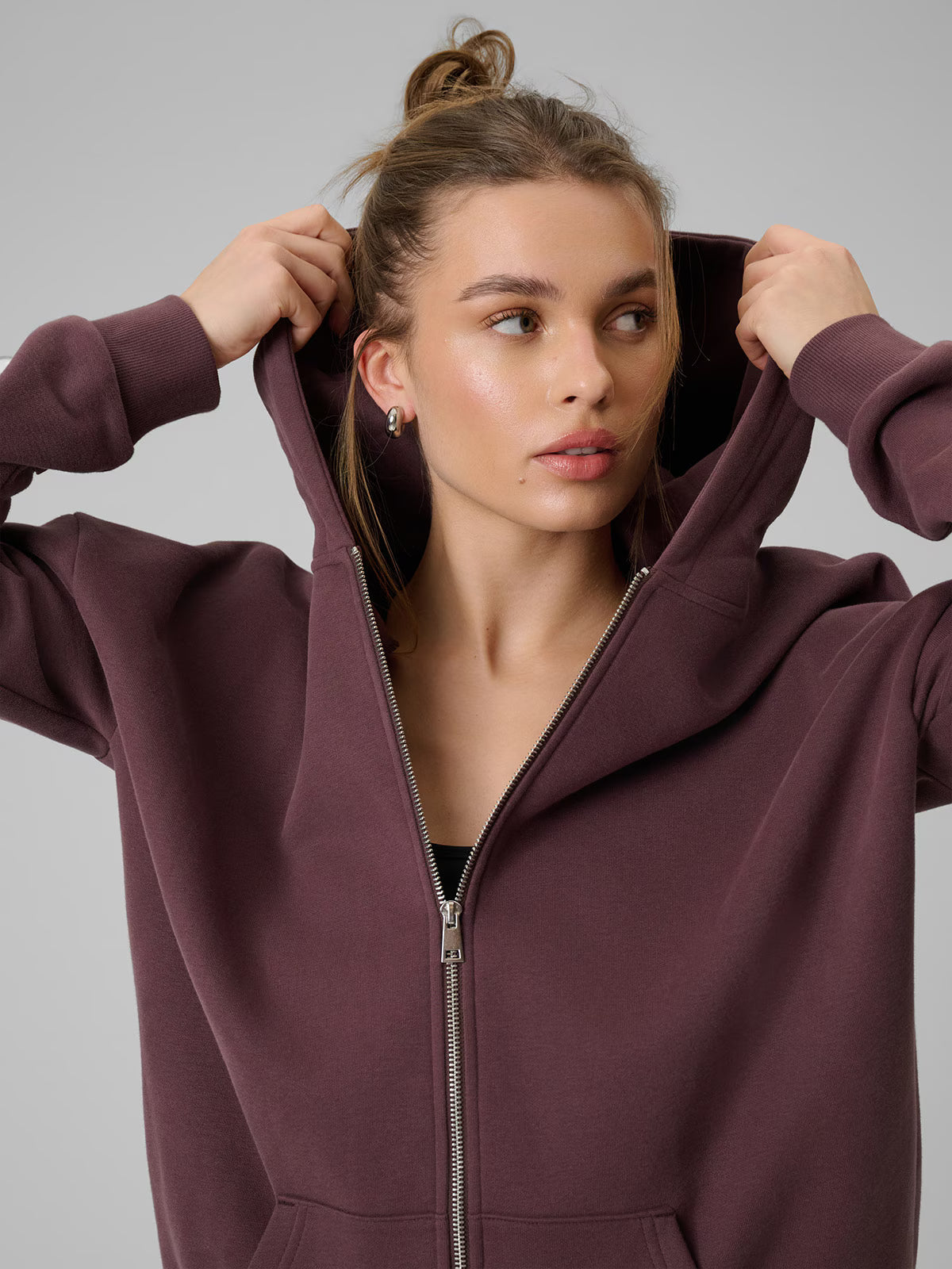 Bluza dresowa rozpinana z kapturem damska