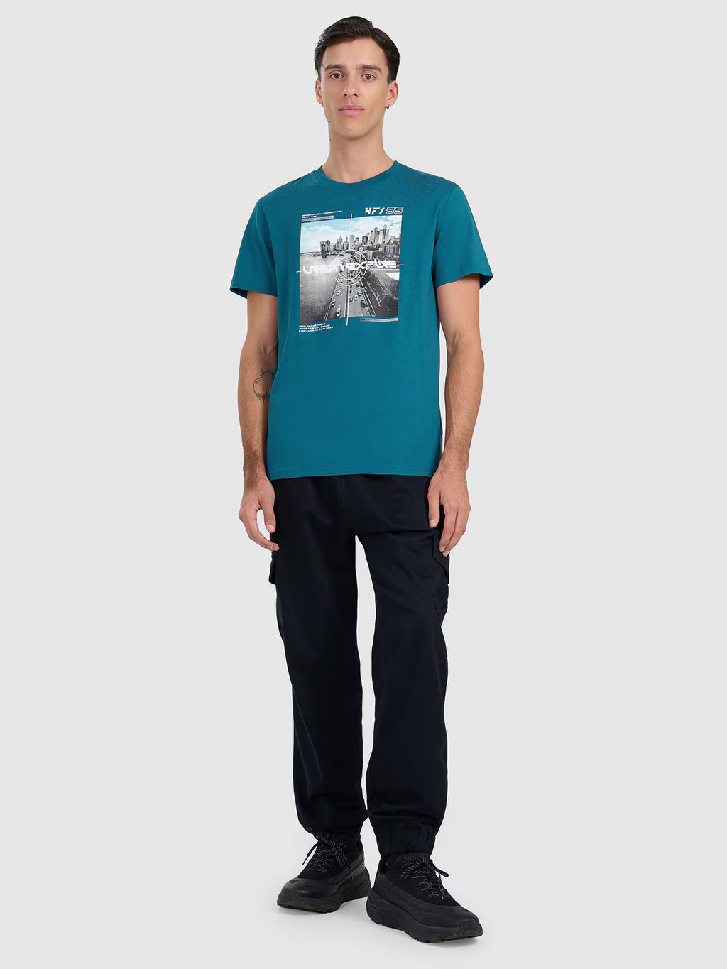 T-shirt regular z nadrukiem męski