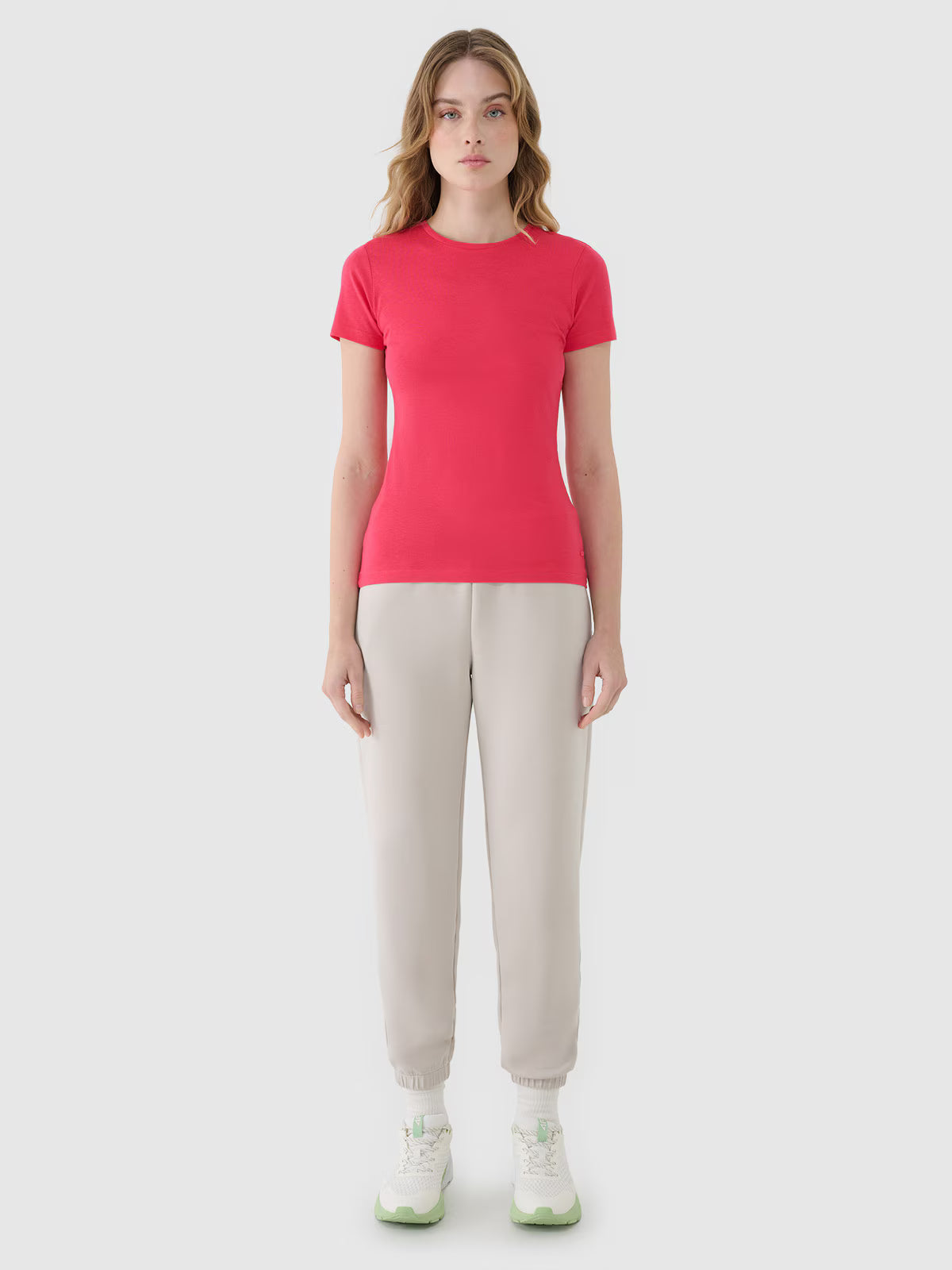 T-shirt slim z modalem damski
