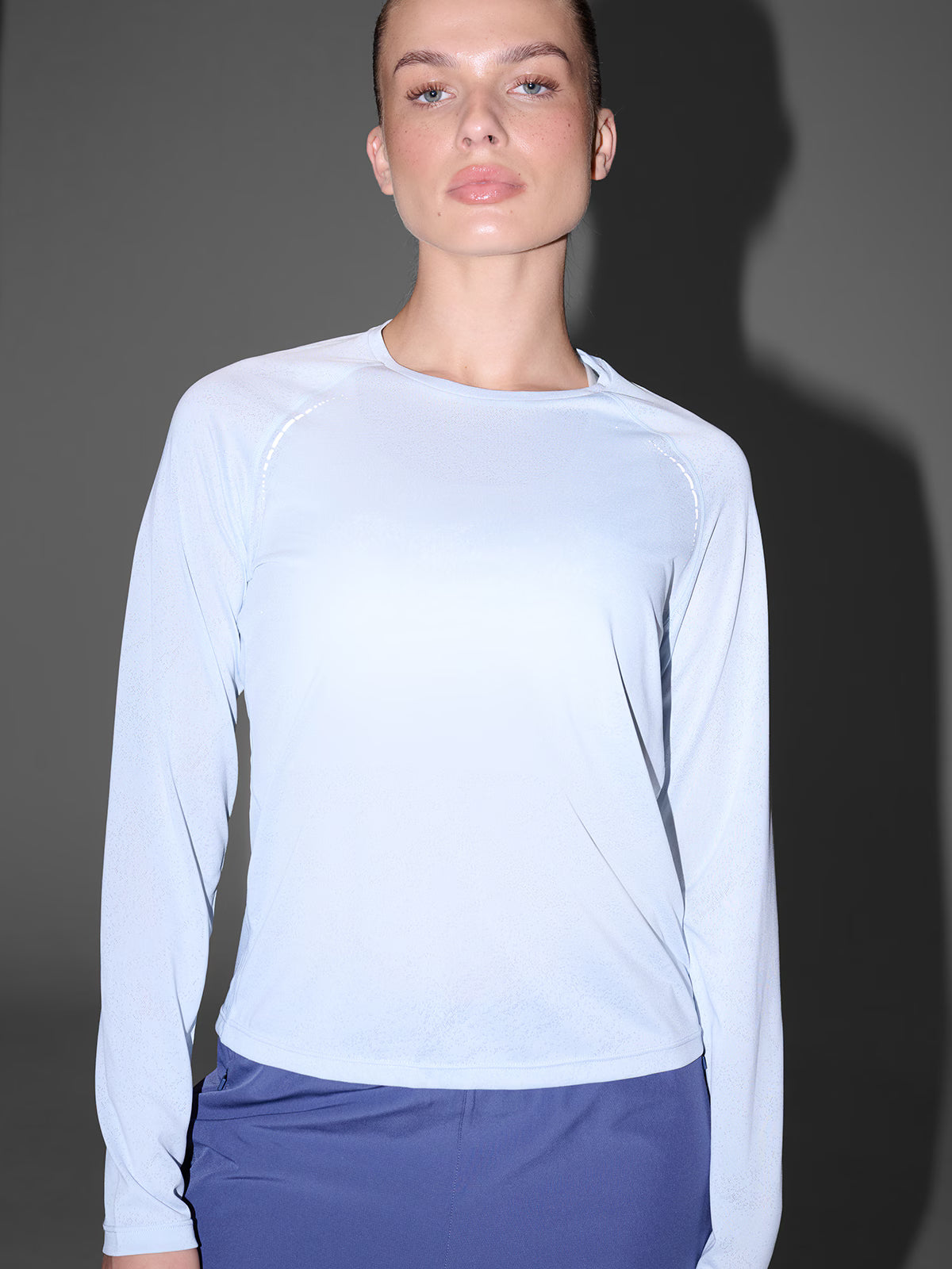 Longsleeve do biegania w terenie szybkoschnący damski