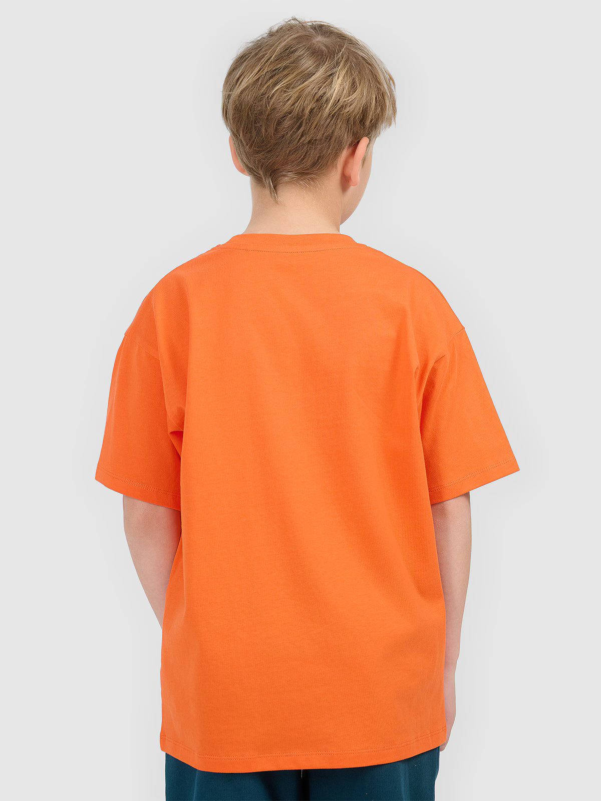 T-shirt loose z nadrukiem chłopięcy