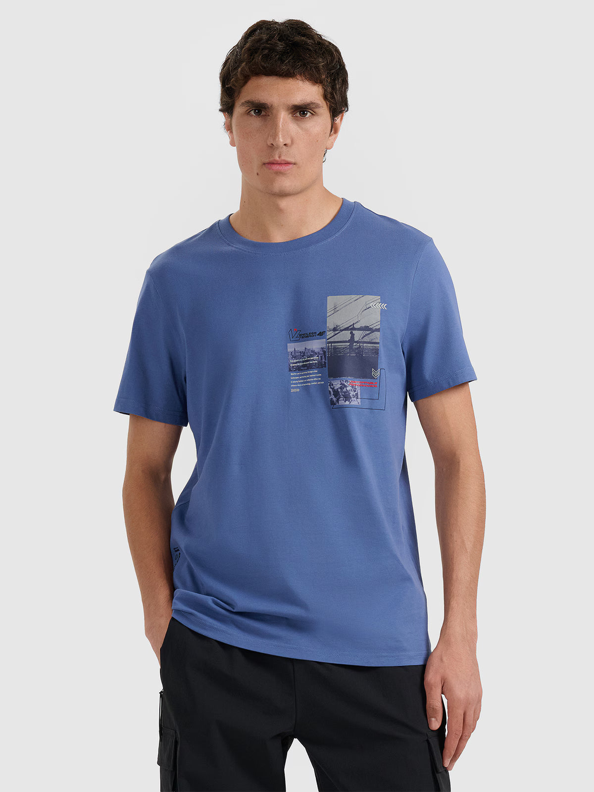 T-shirt regular z nadrukiem męski