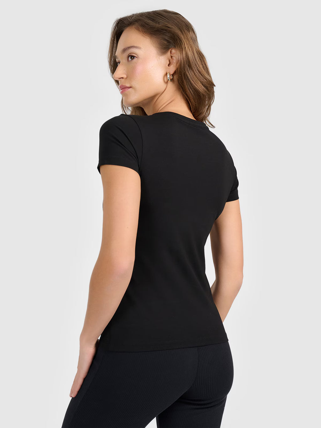T-shirt slim gładki damski