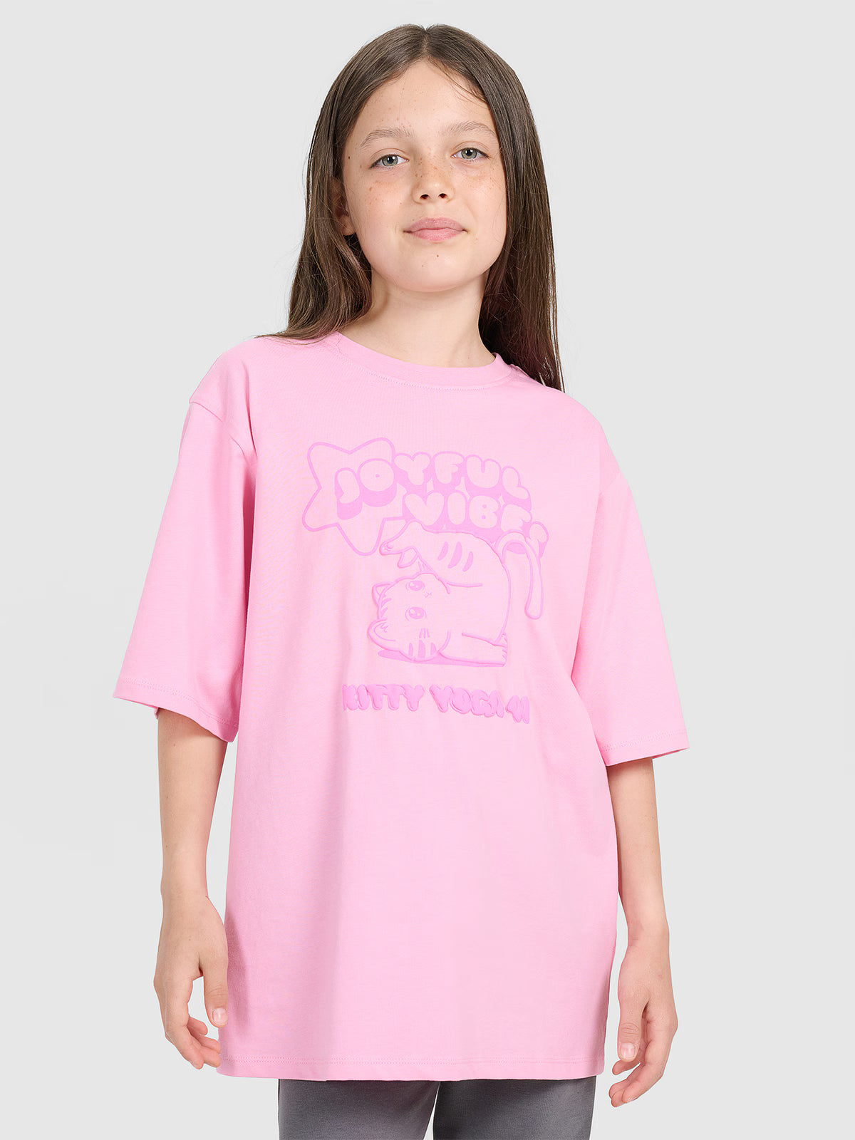 T-shirt oversize z nadrukiem dziewczęcy