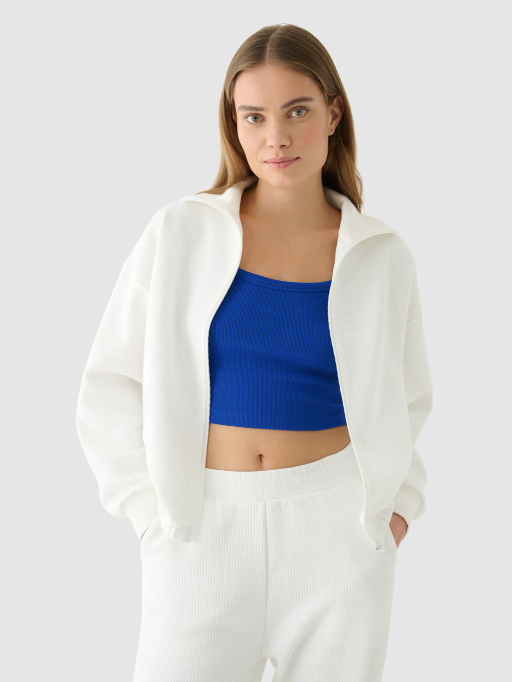 Bluza crop top rozpinana bez kaptura damska