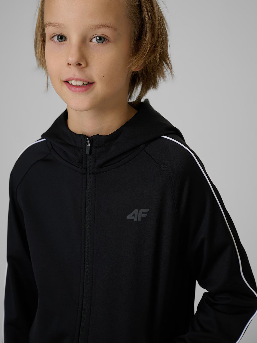 Bluza sportowa regular z kapturem chłopięca