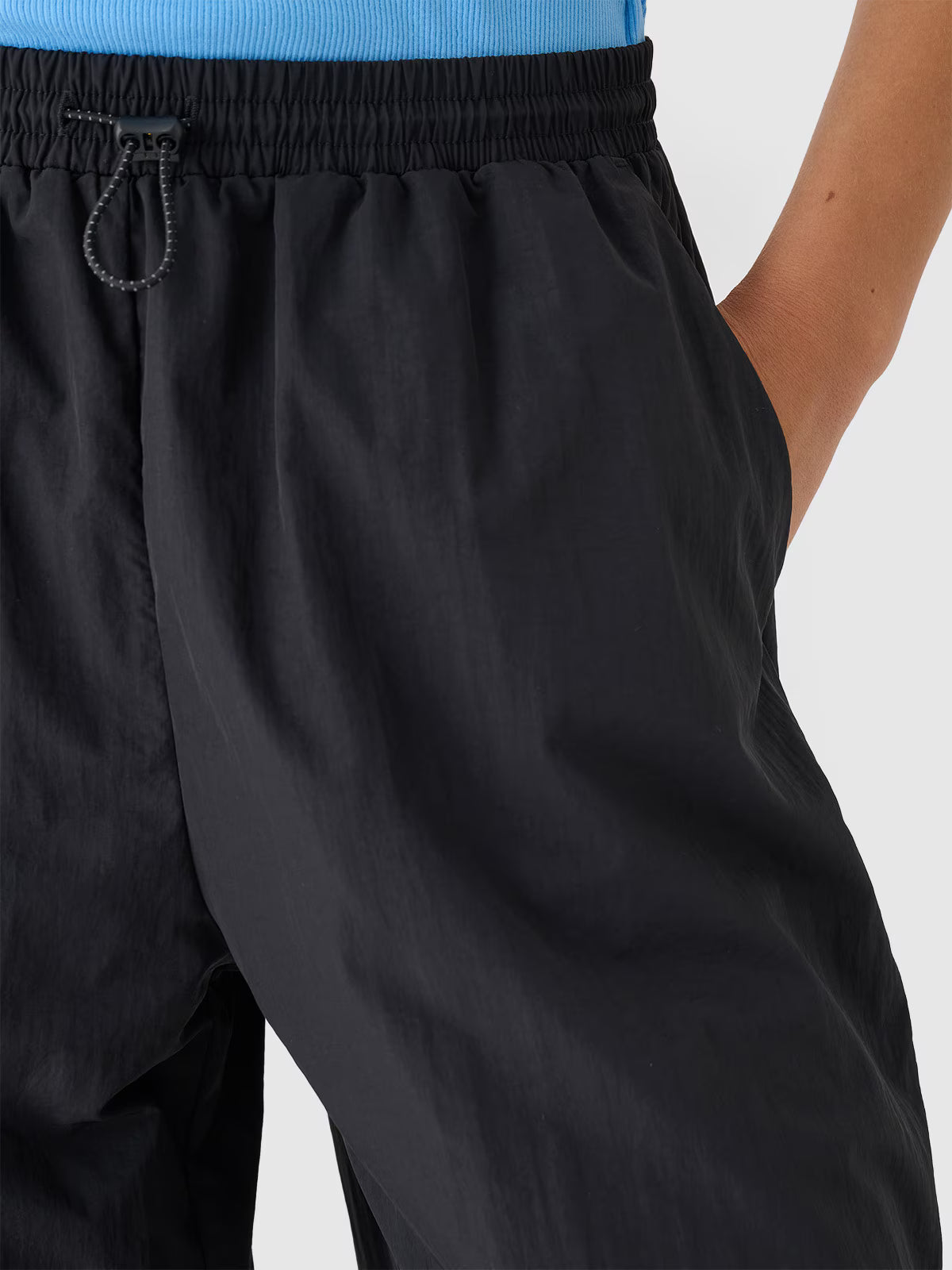 Spodnie casual parachute damskie Outhorn