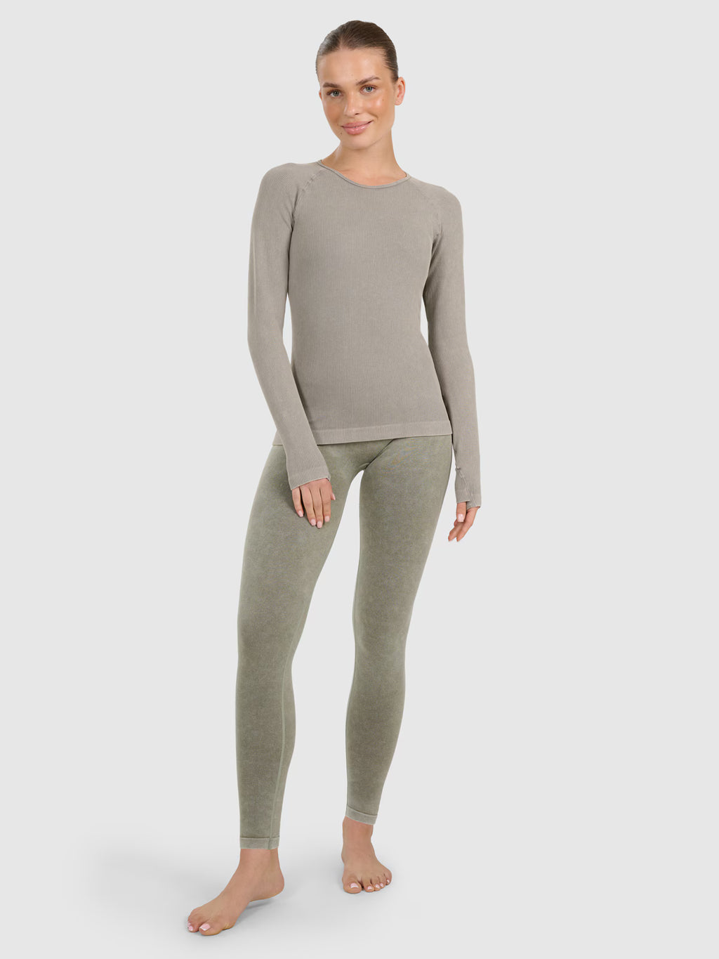 Longsleeve slim do jogi i pilatesu szybkoschnący damski