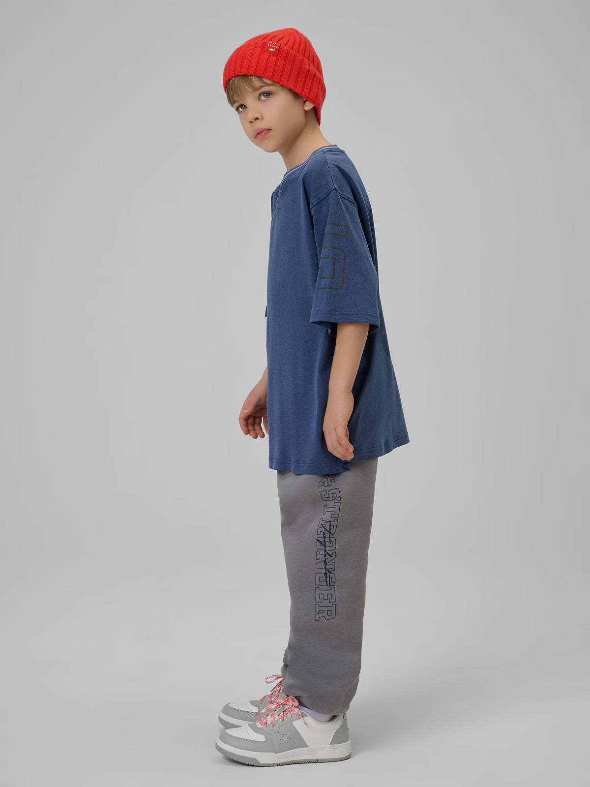 T-shirt loose z nadrukiem chłopięcy