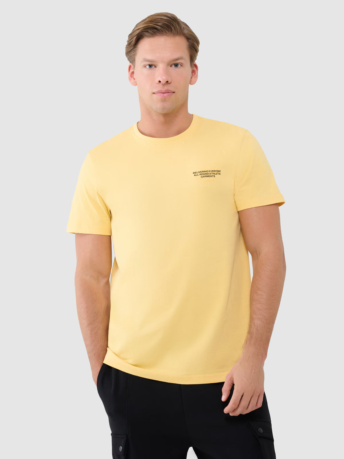 T-shirt regular z nadrukiem męski