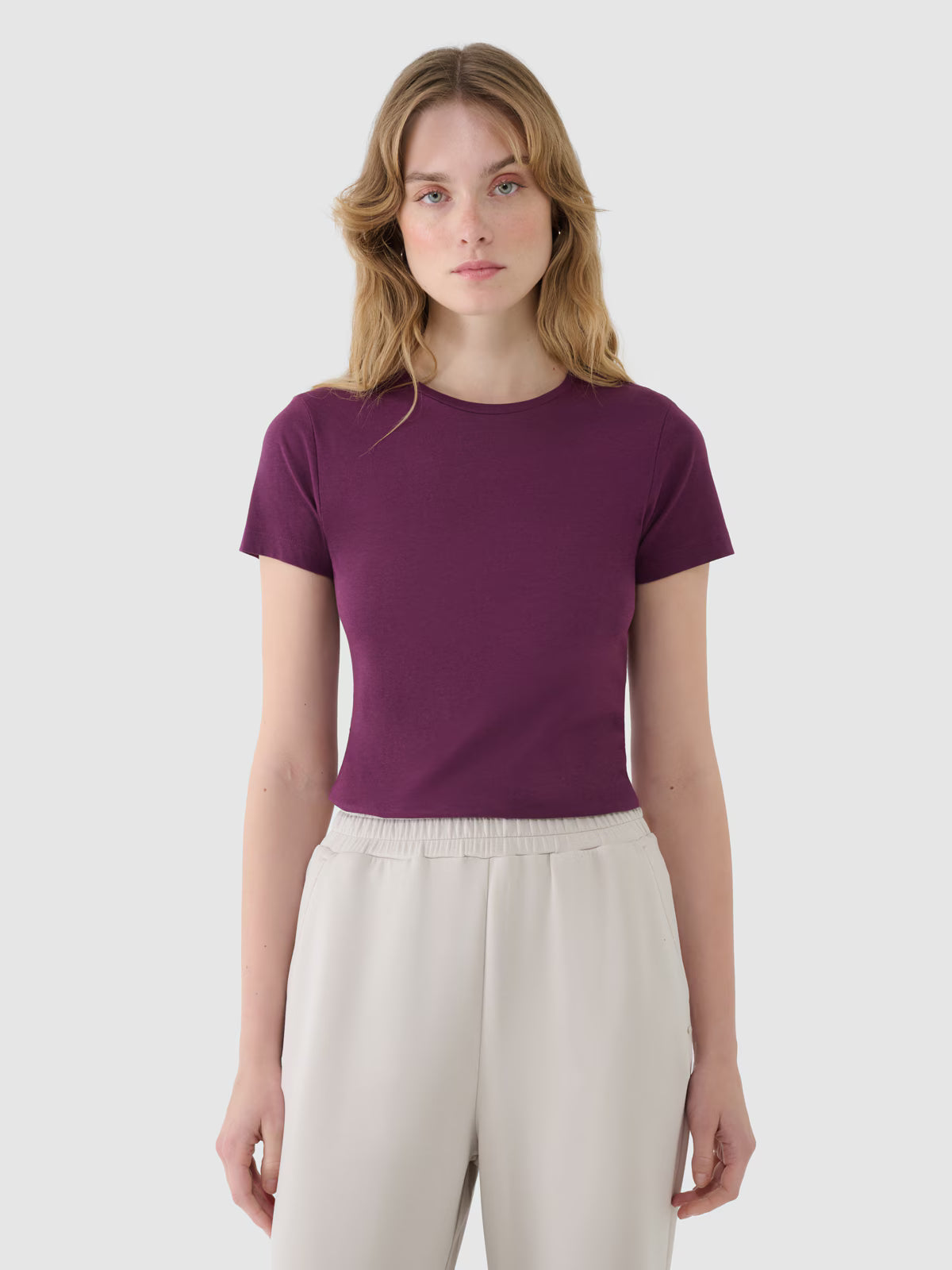 T-shirt slim z modalem damski