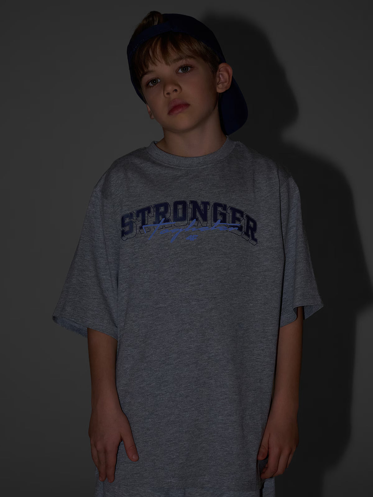 T-shirt loose z nadrukiem chłopięcy