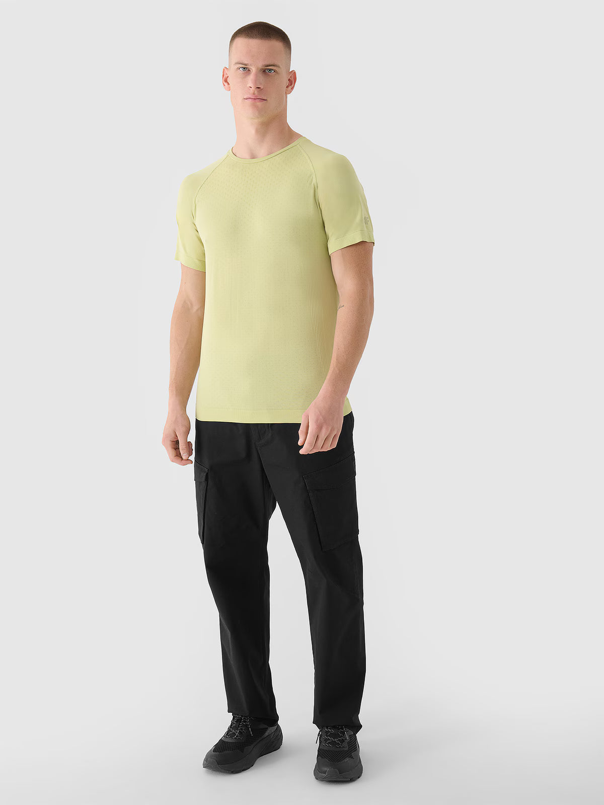 T-shirt bezszwowy regular męski 4F x Robert Lewandowski