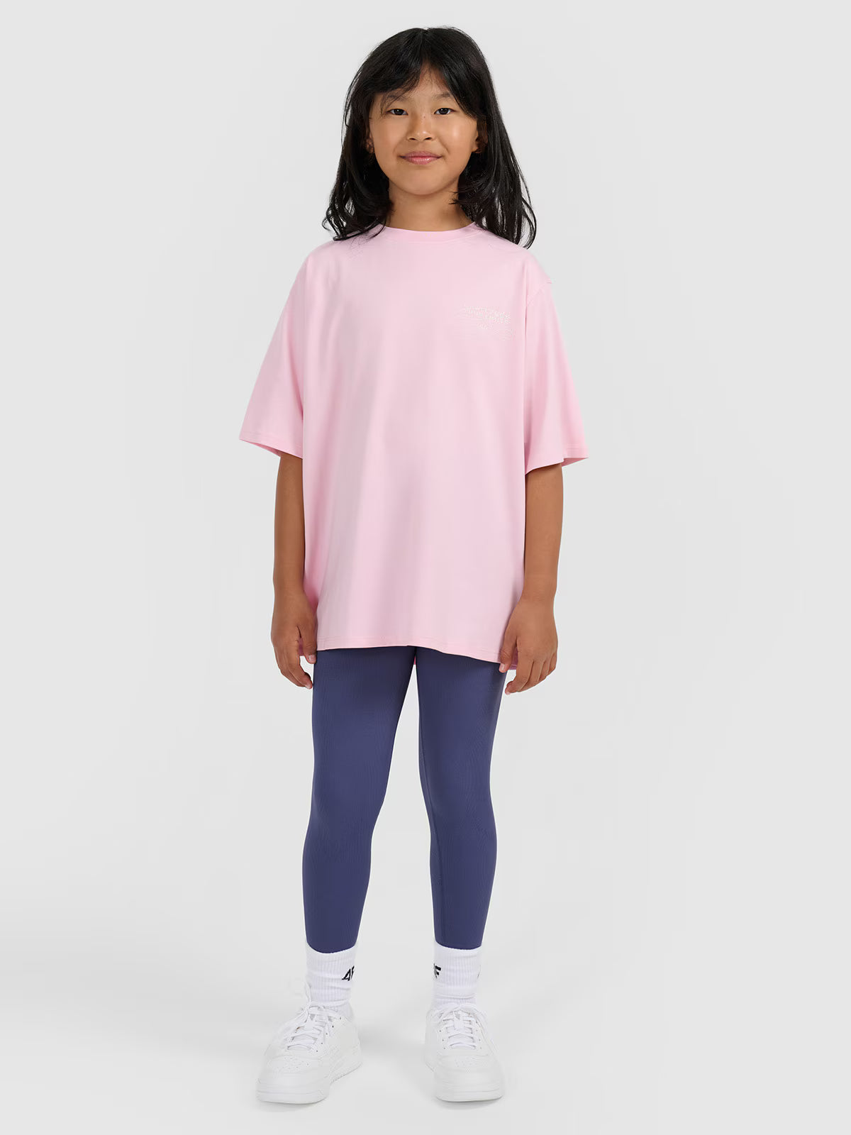 T-shirt oversize z nadrukiem dziewczęcy