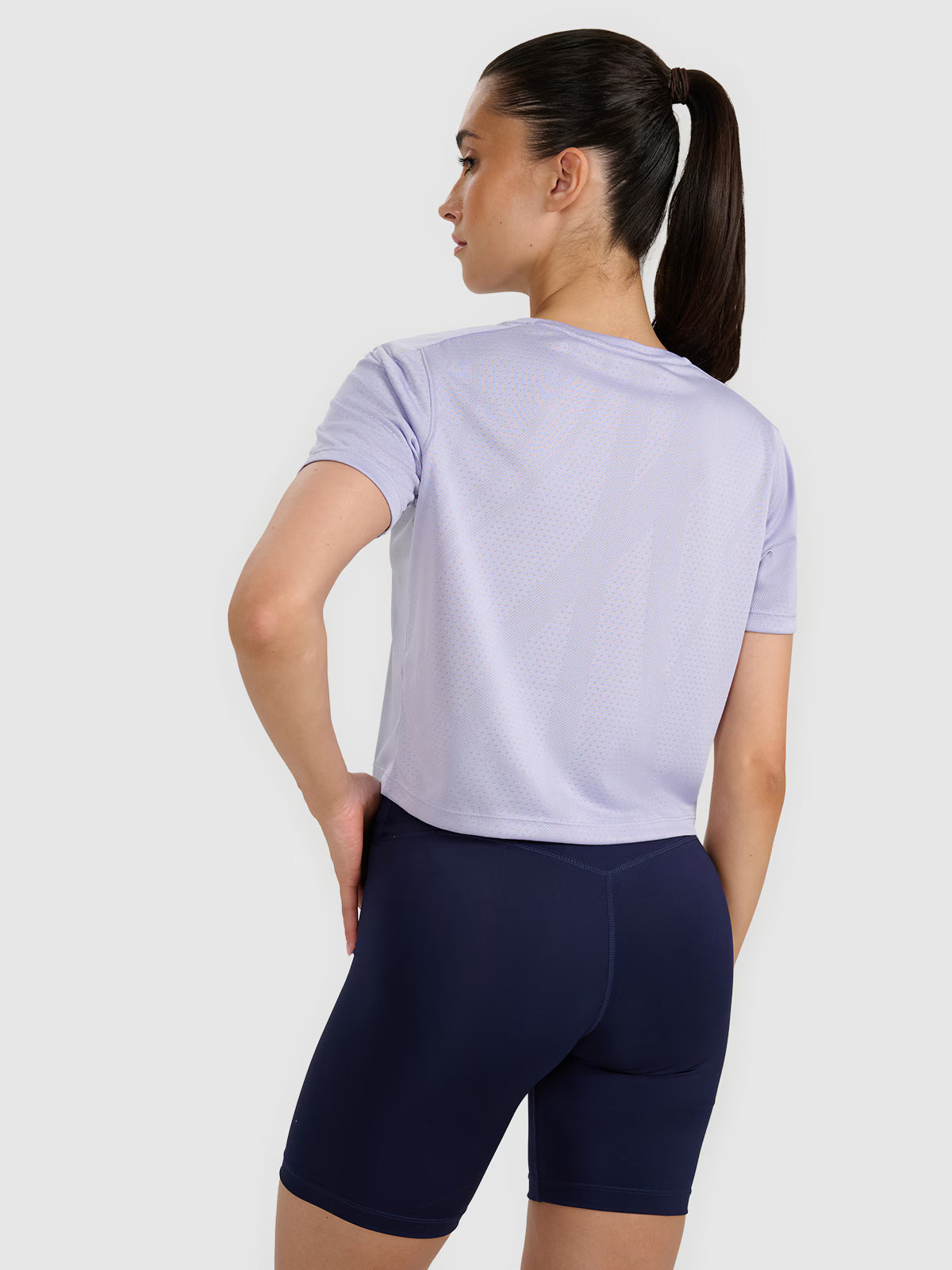 Koszulka treningowa crop-top szybkoschnąca damska