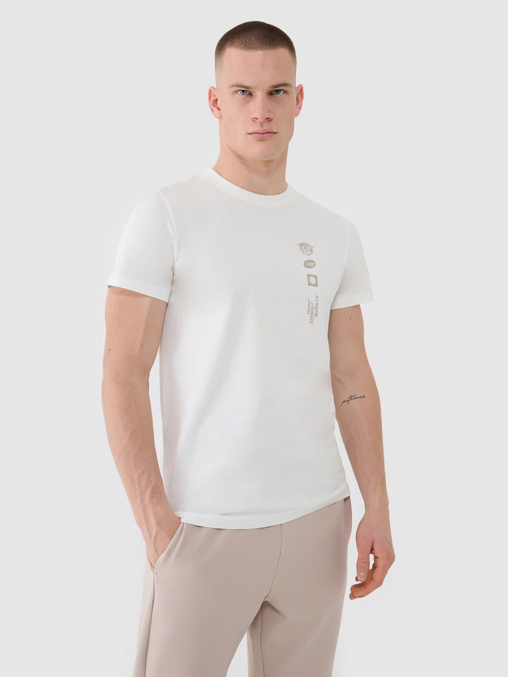 T-shirt regular z nadrukiem męski