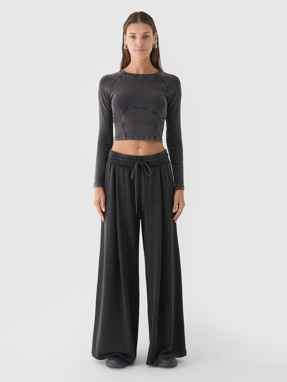 Longsleeve cropped gładki damski