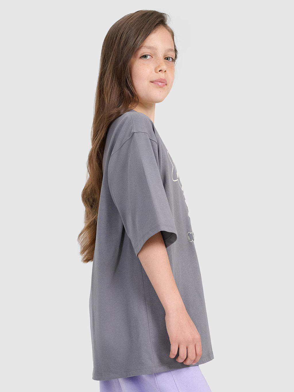 T-shirt oversize z nadrukiem dziewczęcy