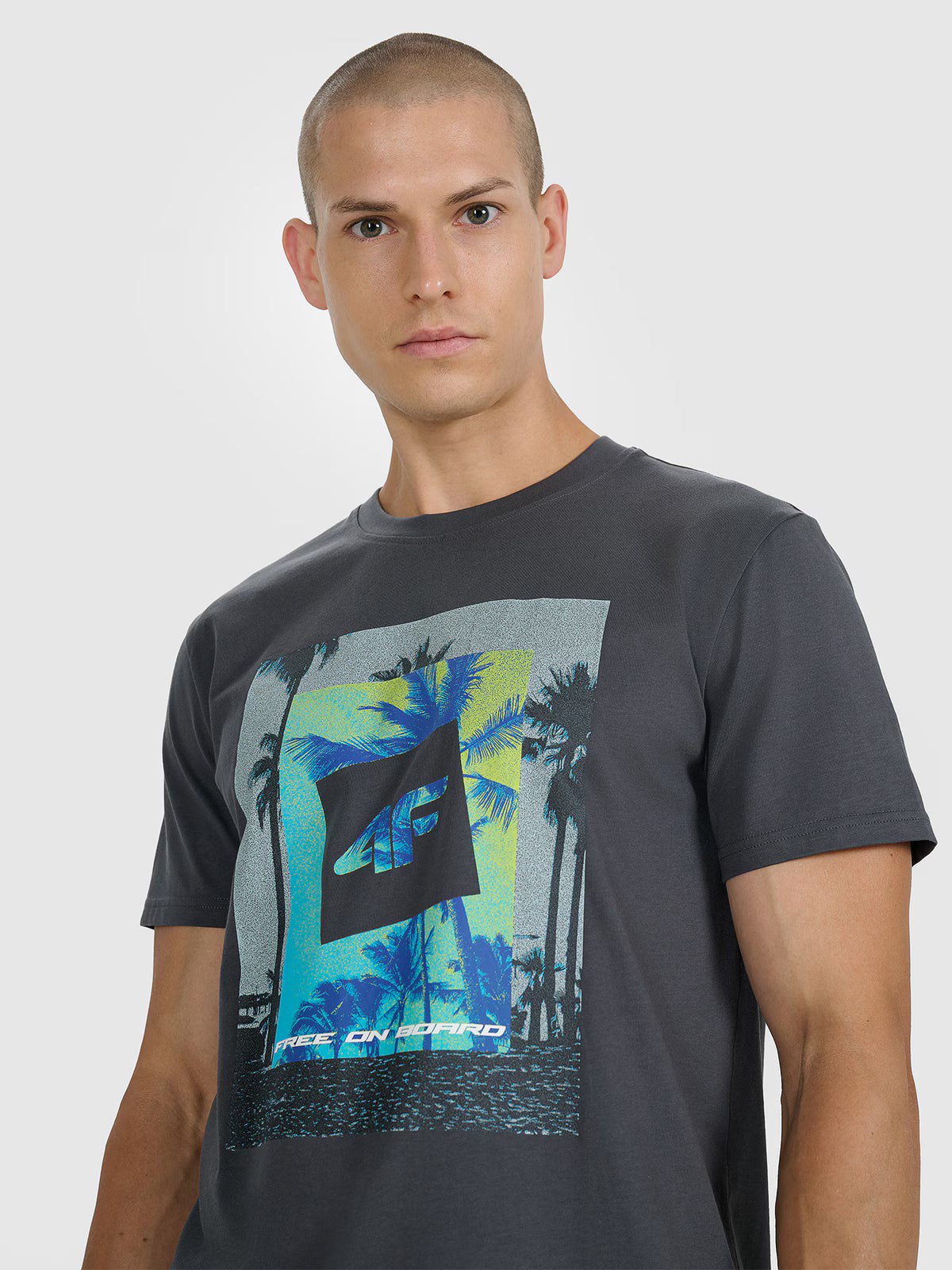 T-shirt regular z nadrukiem męski