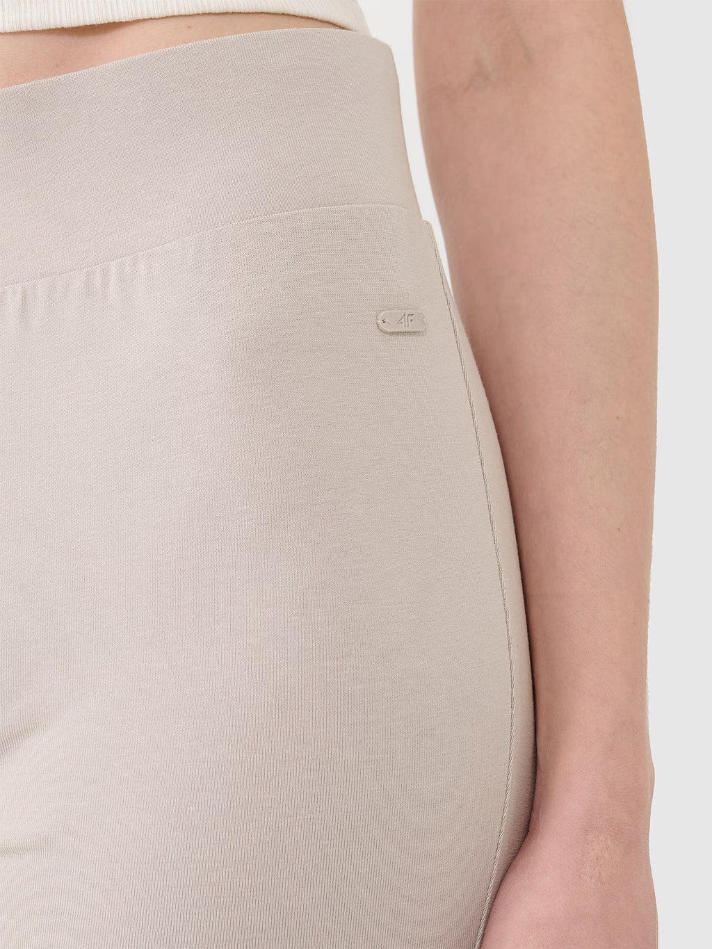 Legginsy z rozszerzanymi nogawkami damskie