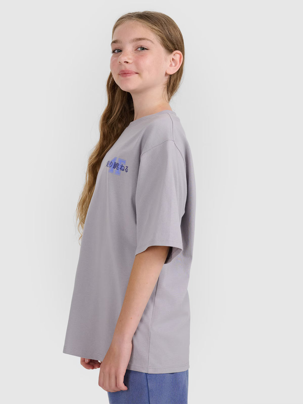 T-shirt oversize z nadrukiem dziewczęcy