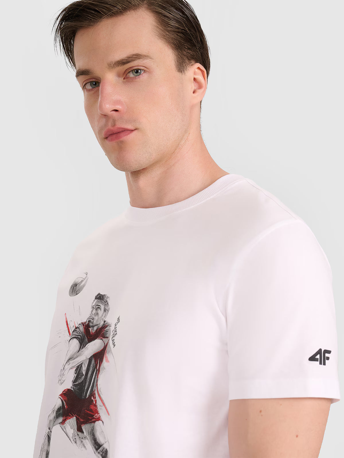 T-shirt regular z nadrukiem siatkarskim męski