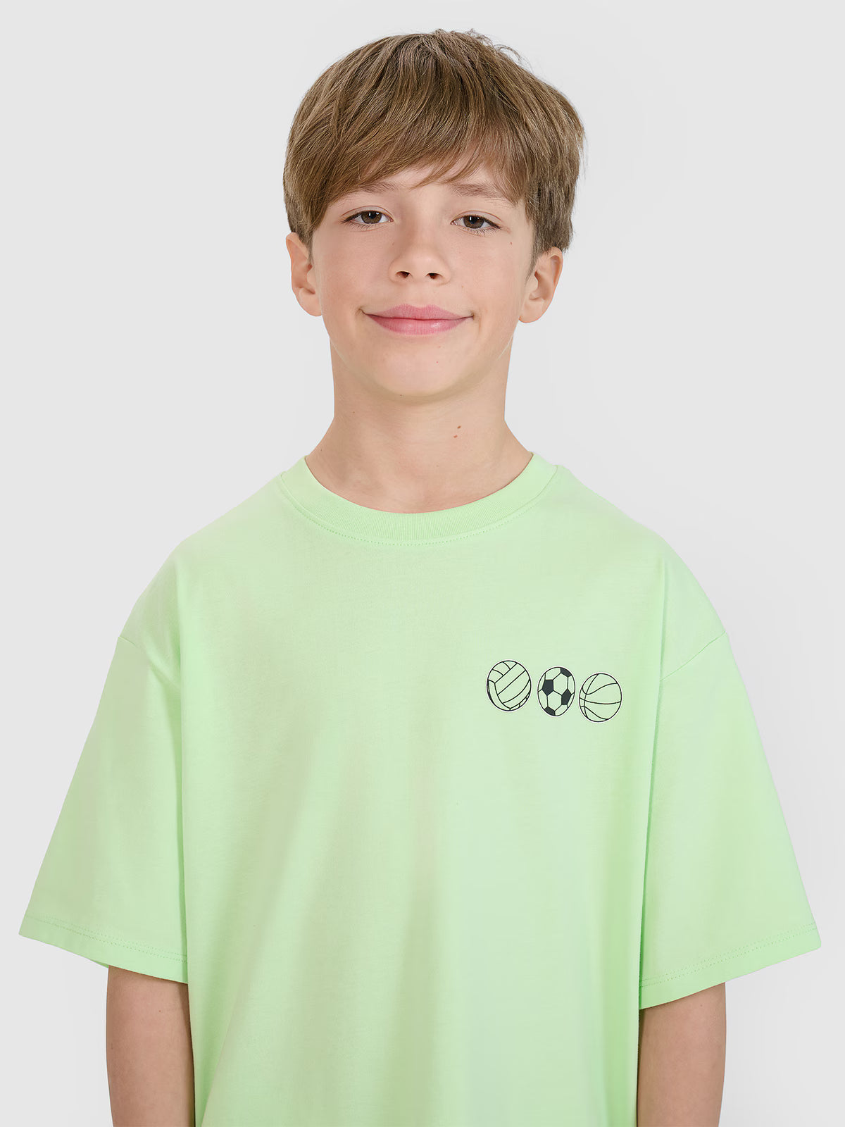 T-shirt oversize z nadrukiem chłopięcy