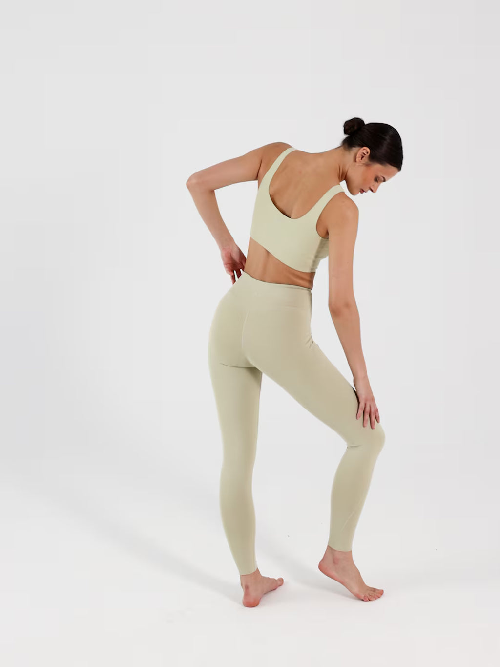Legginsy do jogi i pilatesu szybkoschnące damskie