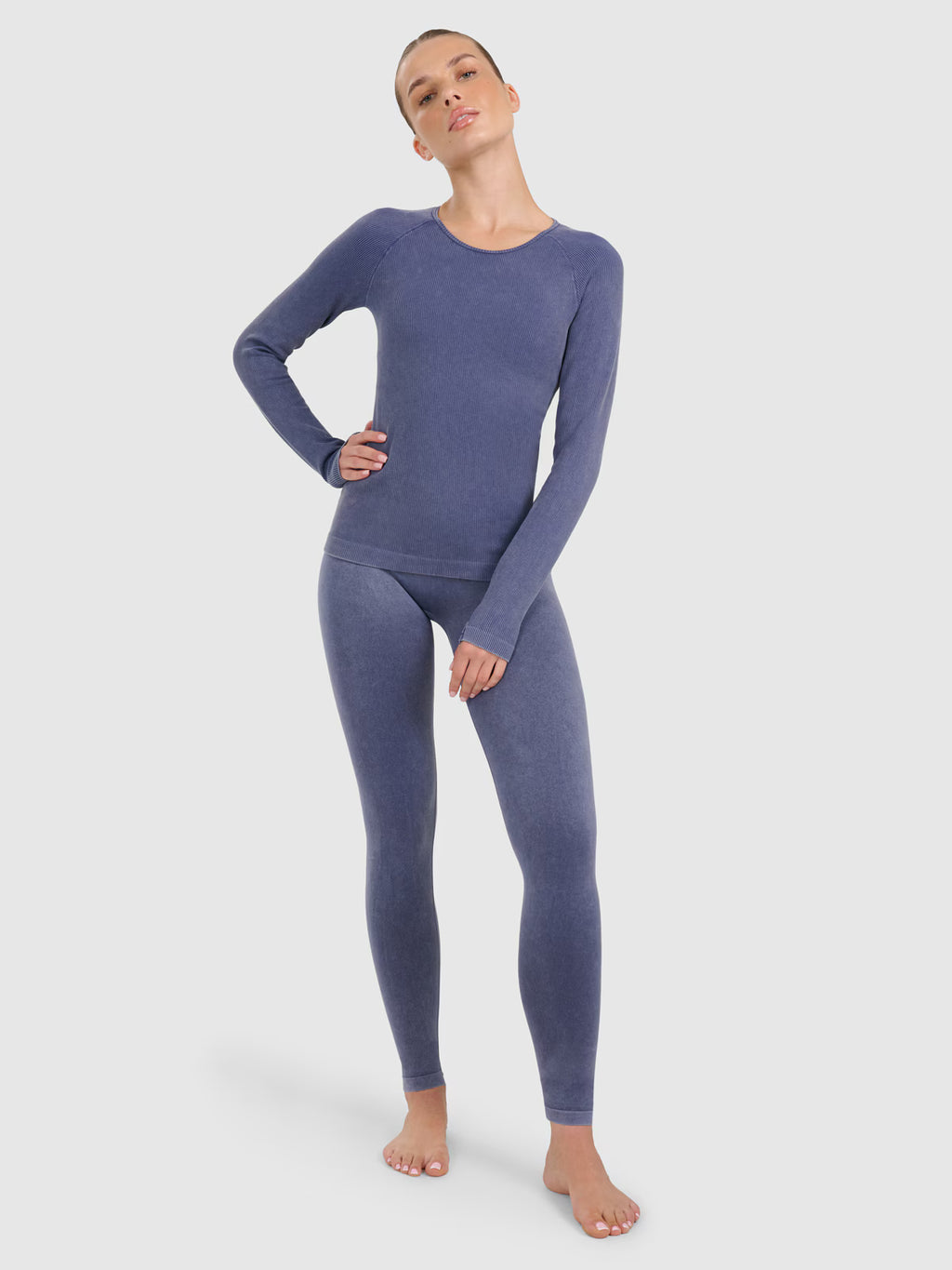 Longsleeve slim do jogi i pilatesu szybkoschnący damski